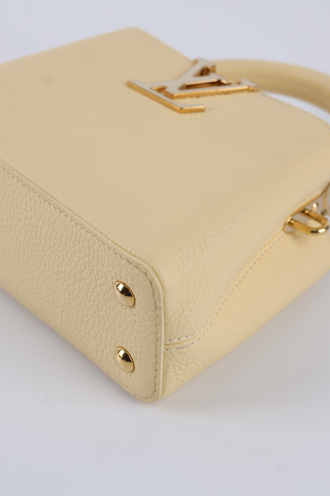 Louis Vuitton Capucines Mini