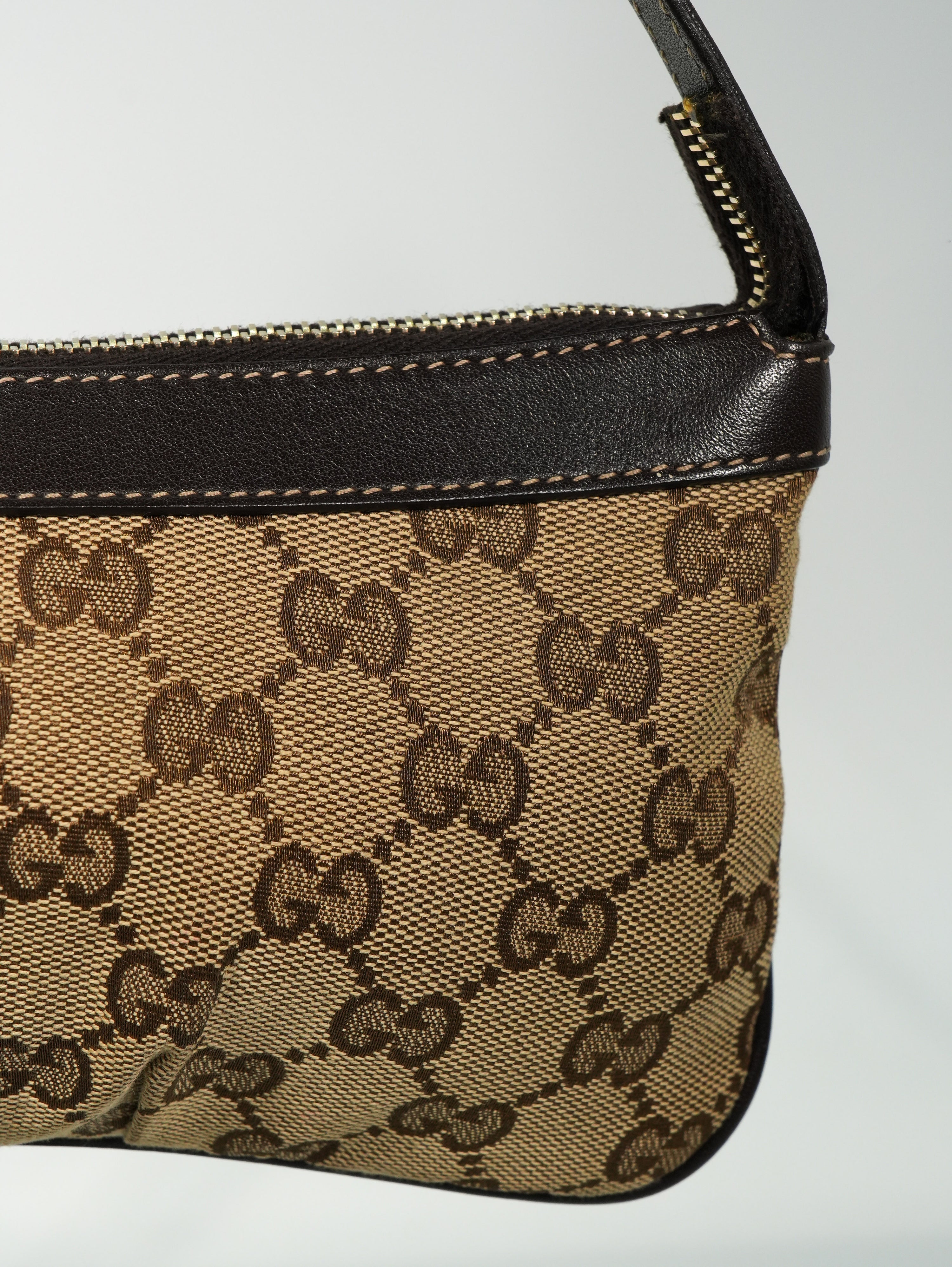 Gucci Pochette a Spalla GG Wave