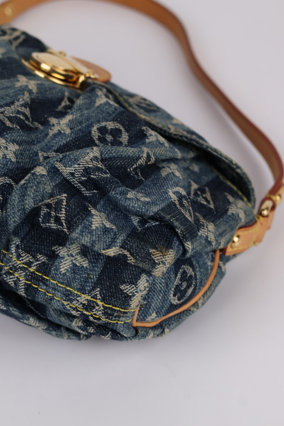 Louis Vuitton Pleaty Denim