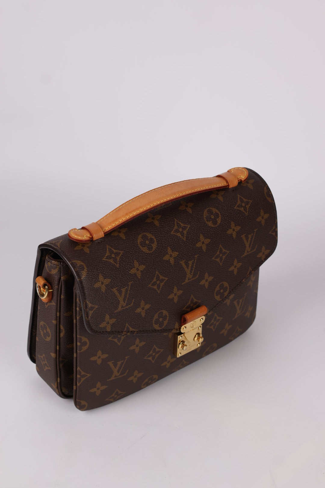Louis Vuitton Métis Monogram