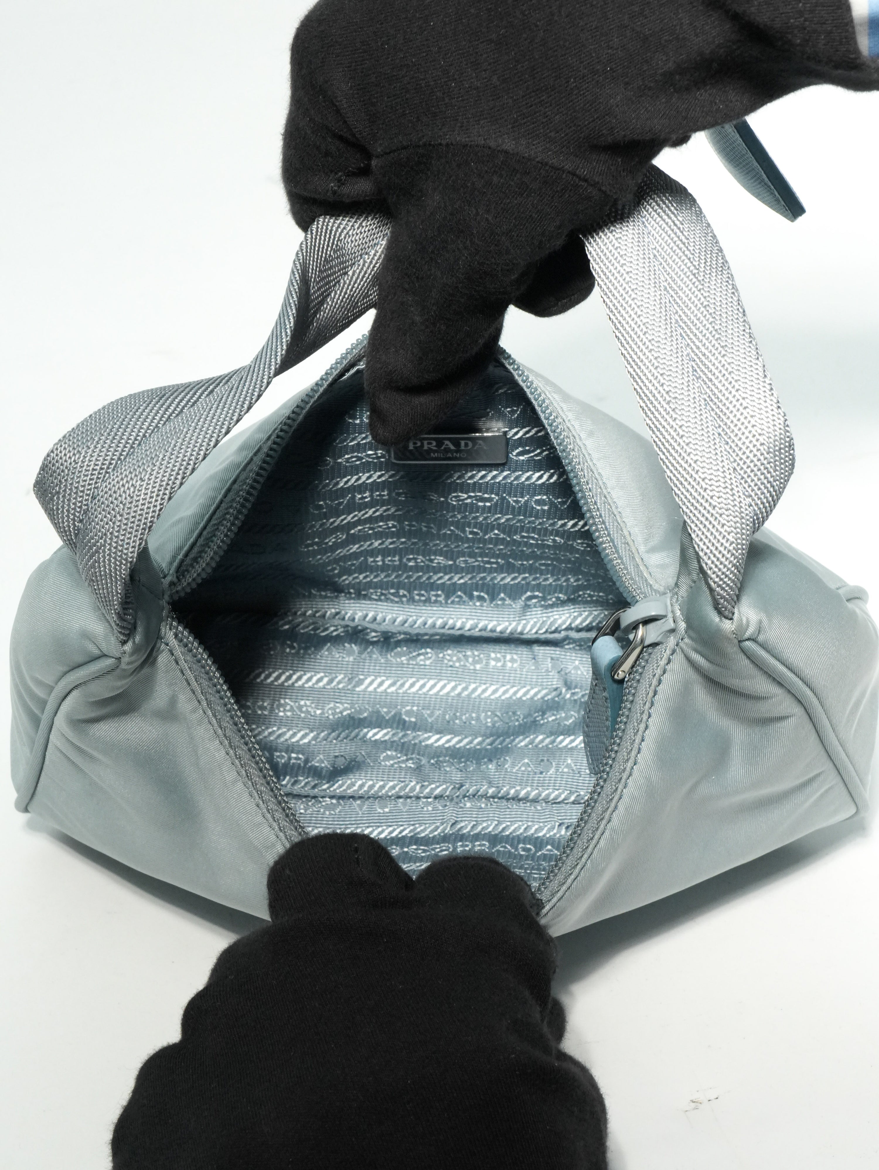 Prada Re-Edition 2000 Nylon