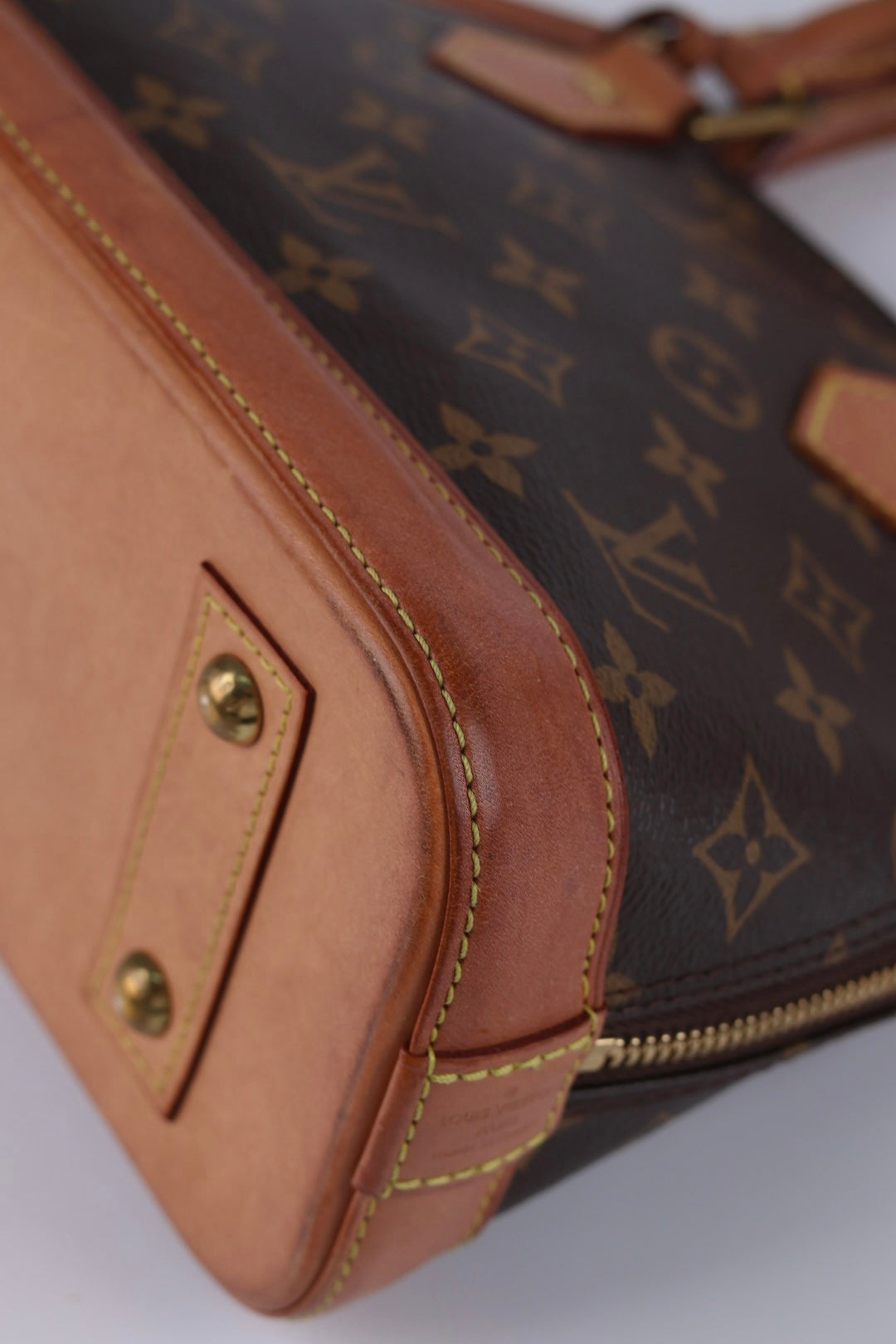 Louis Vuitton Alma BB Monogram