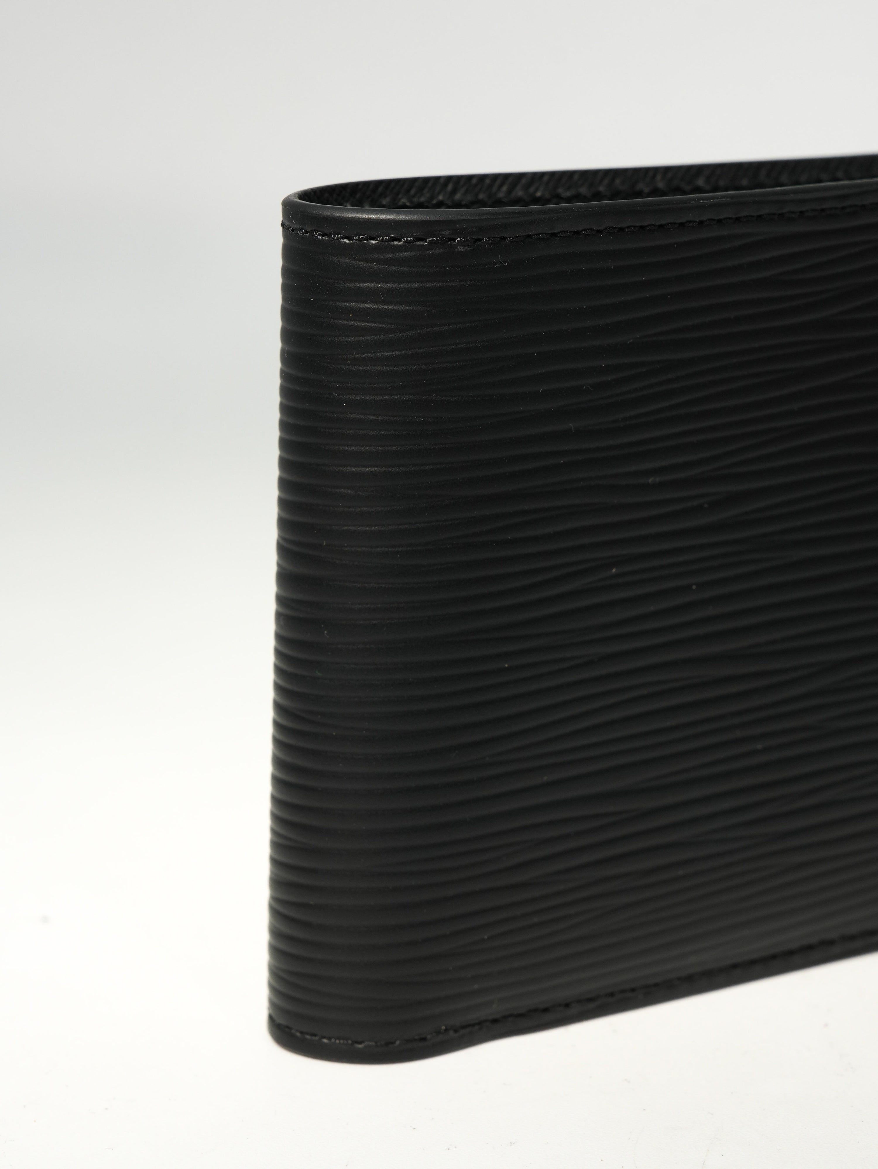 Louis Vuitton Portafoglio Multiple Epi