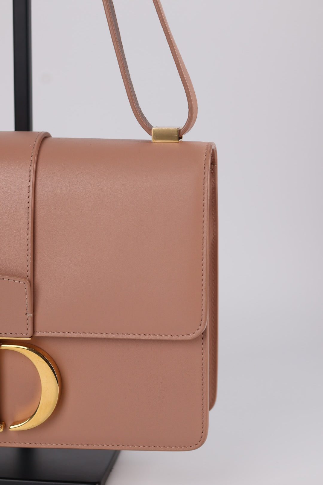 Dior 30 Montaigne in Pelle