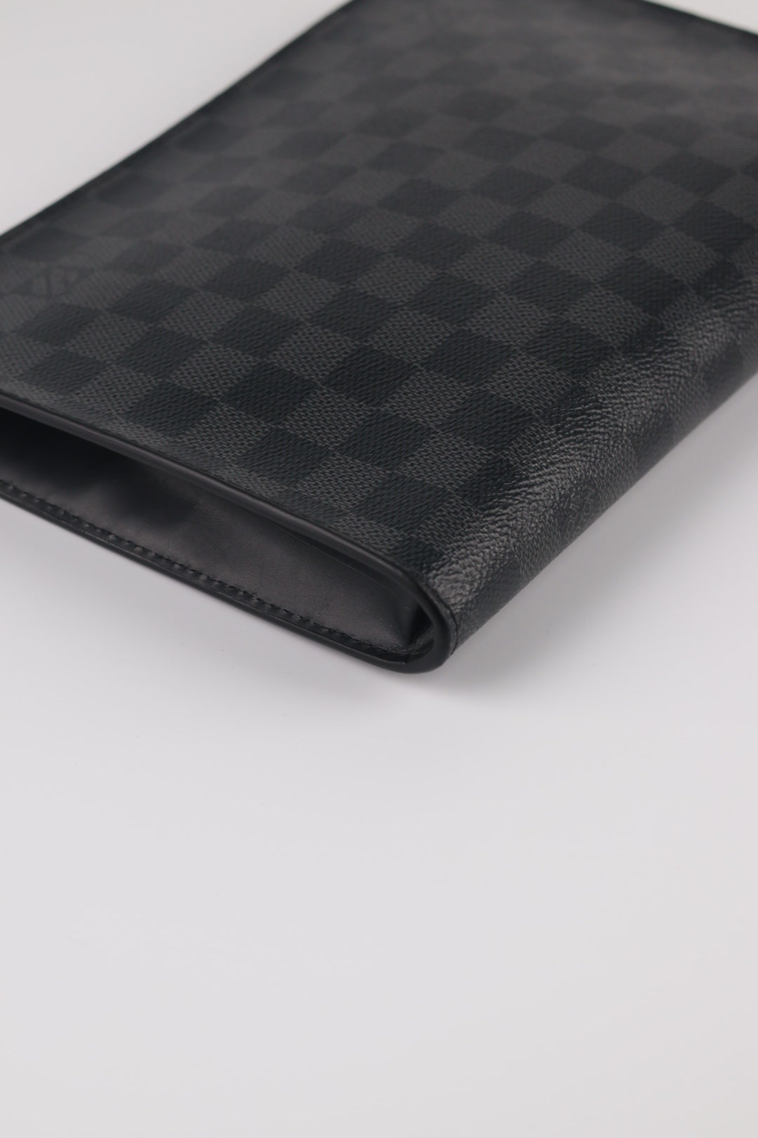 Louis Vuitton Pochette Jour