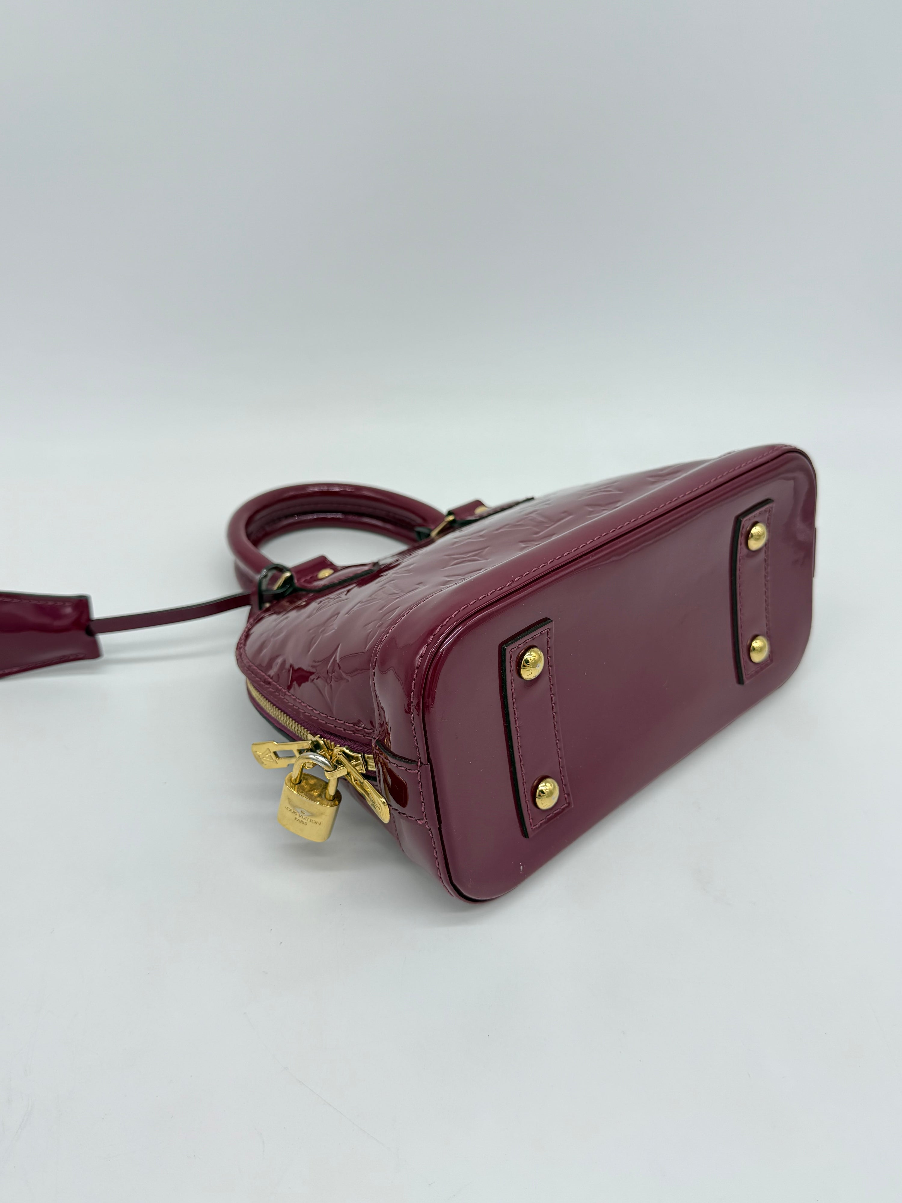 Louis Vuitton Alma BB Vernis