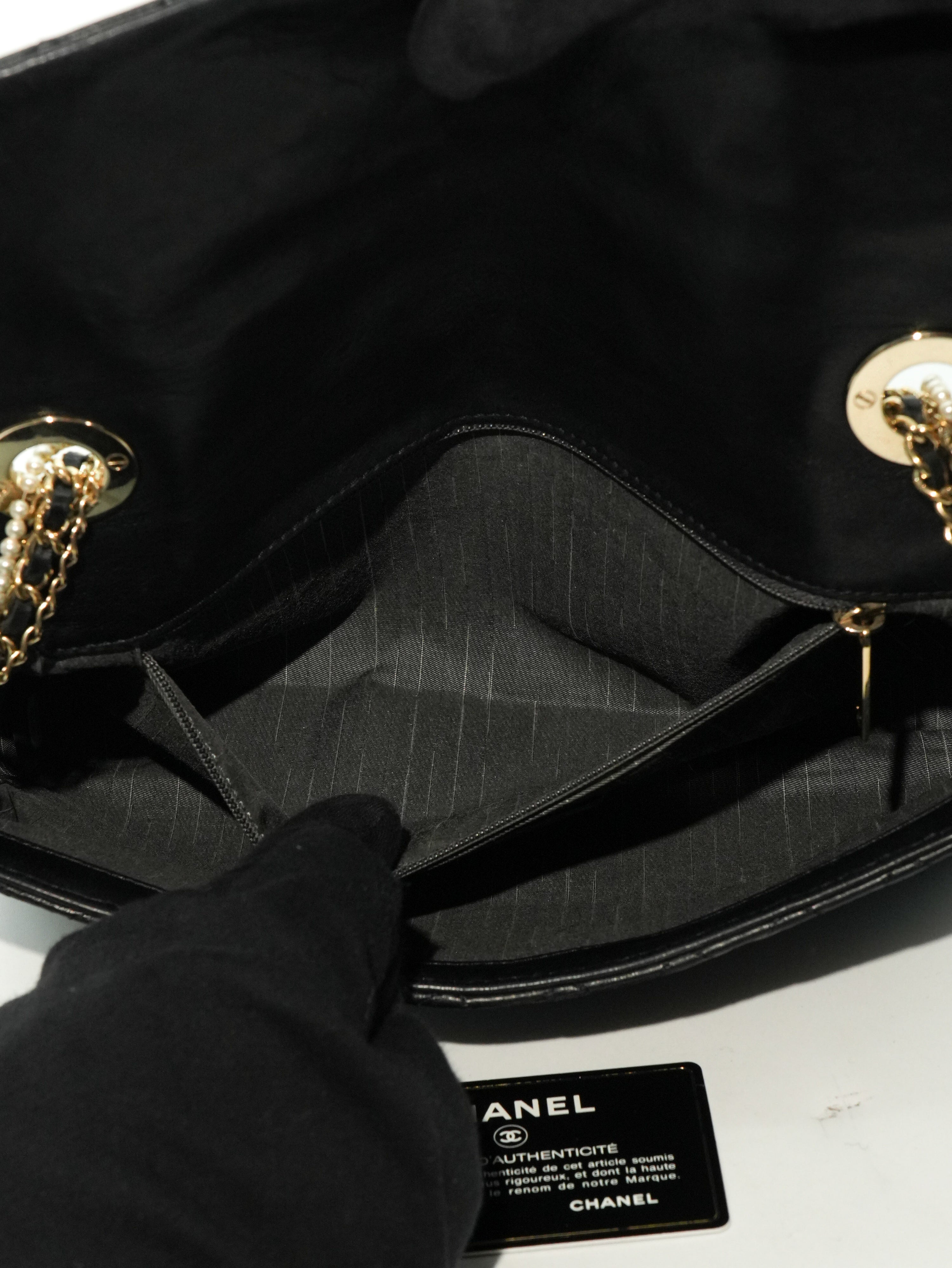 Chanel Westminster Pearly