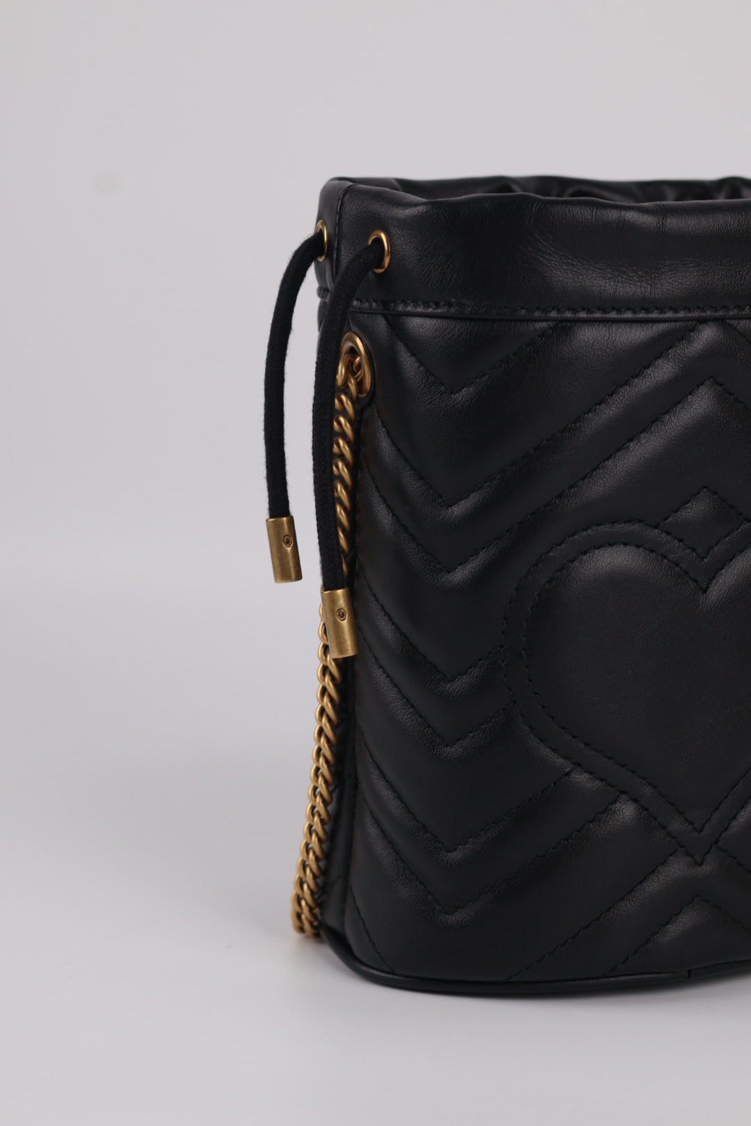 Gucci Bucket Marmont Matelassé