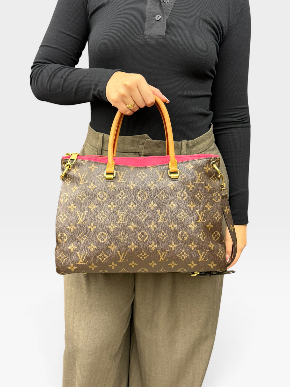 Louis Vuitton Pallas Tote Monogram