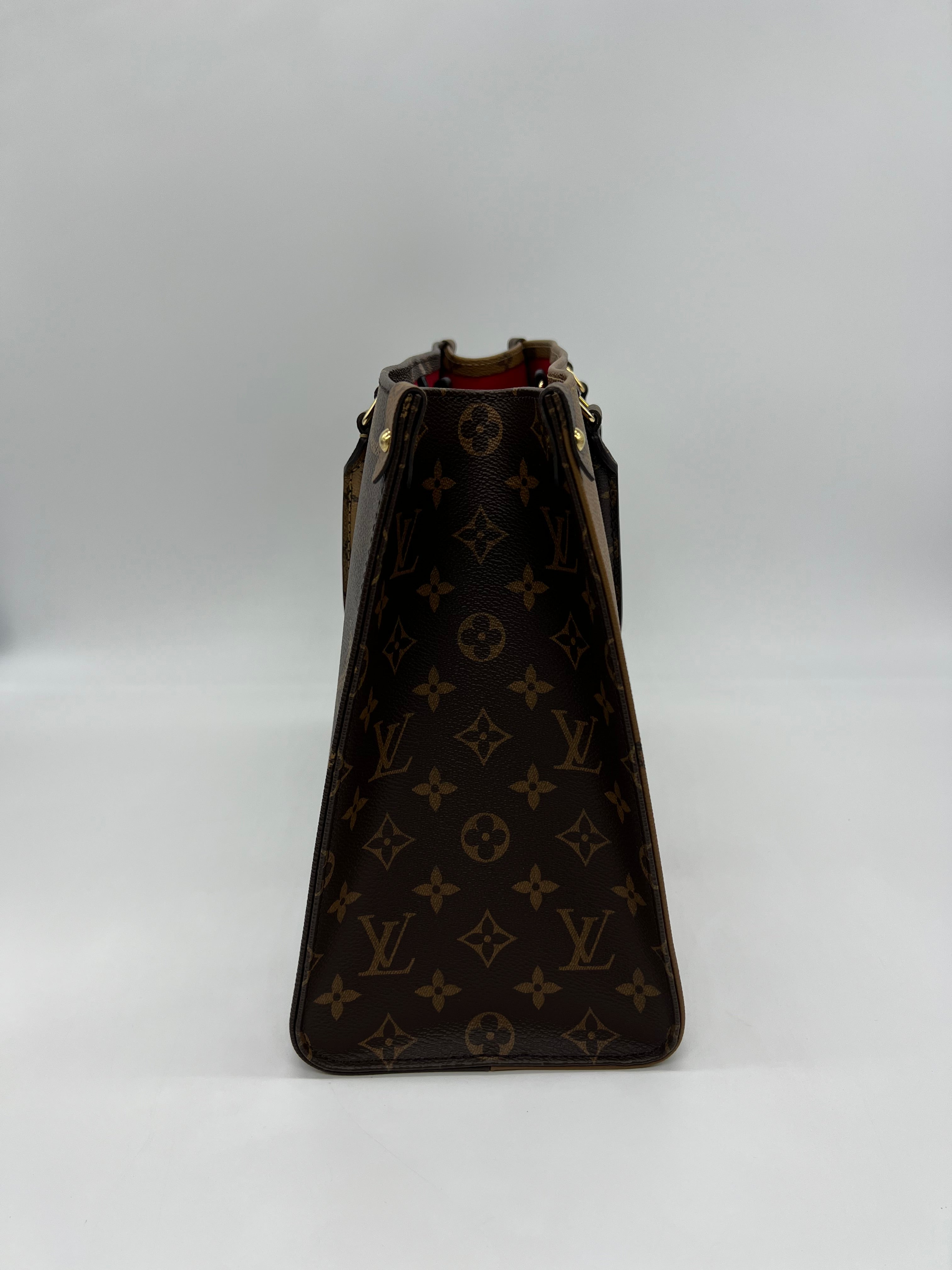 Louis Vuitton OnTheGo MM