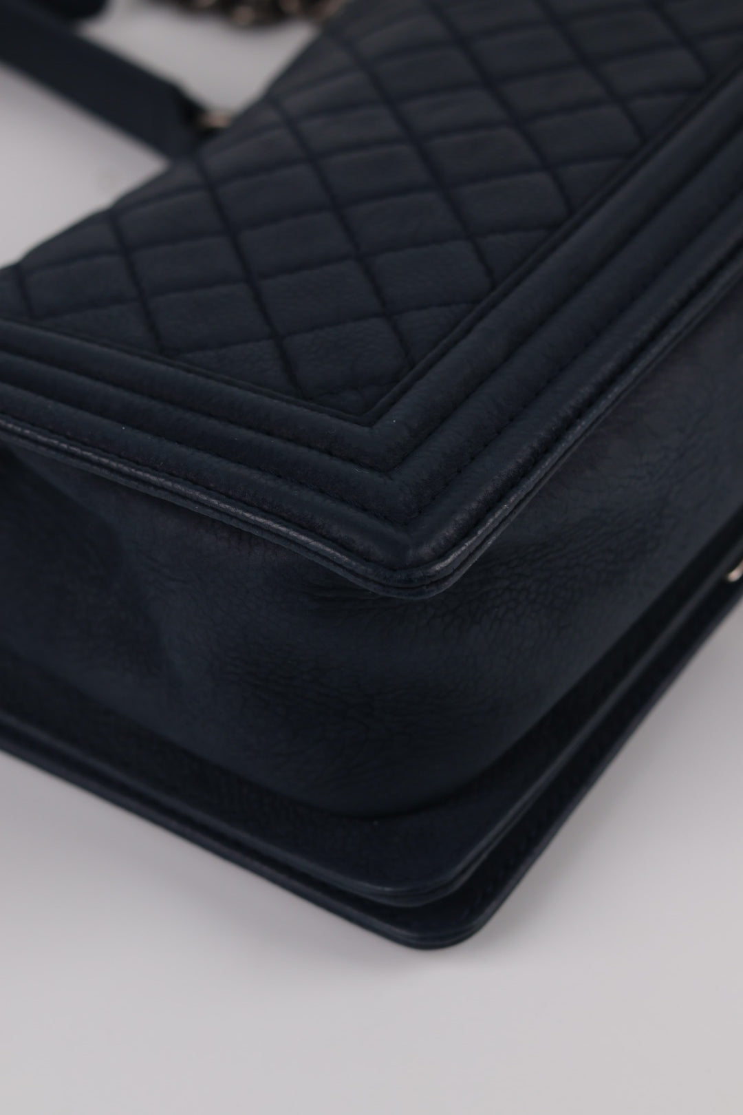 Chanel Boy Media Nabuk