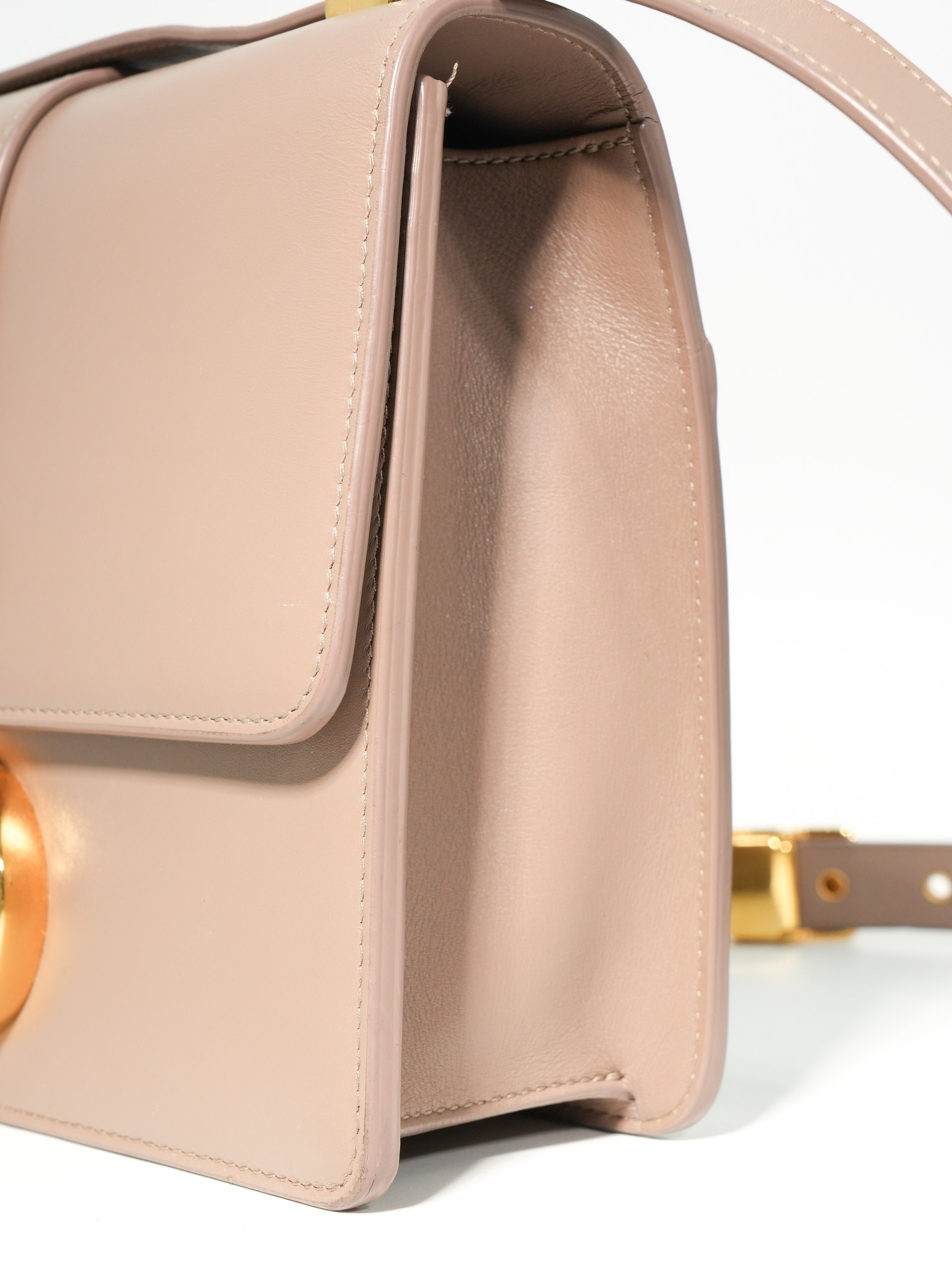 Dior Montaigne in Pelle