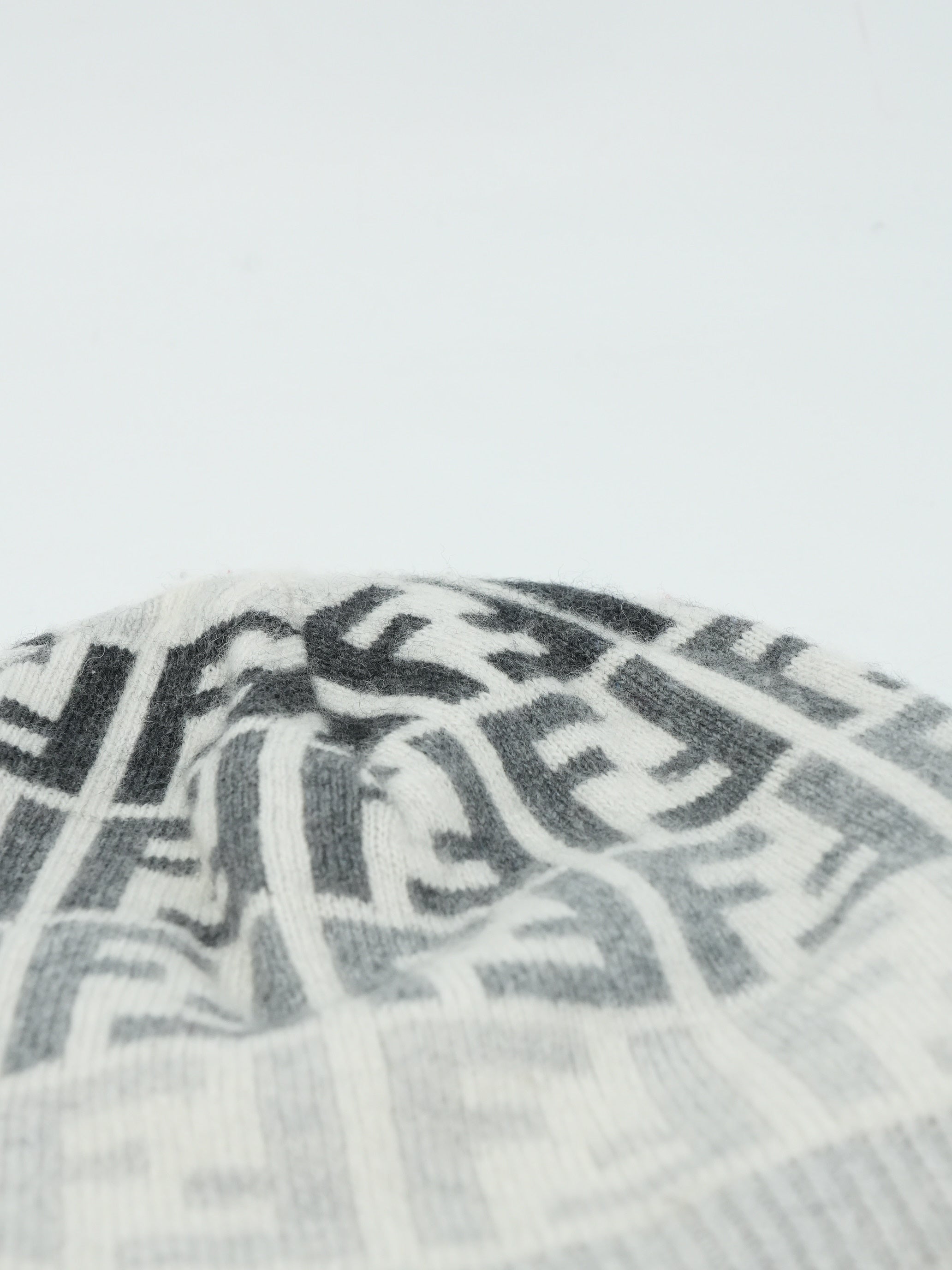 Fendi Cappello FF Logo