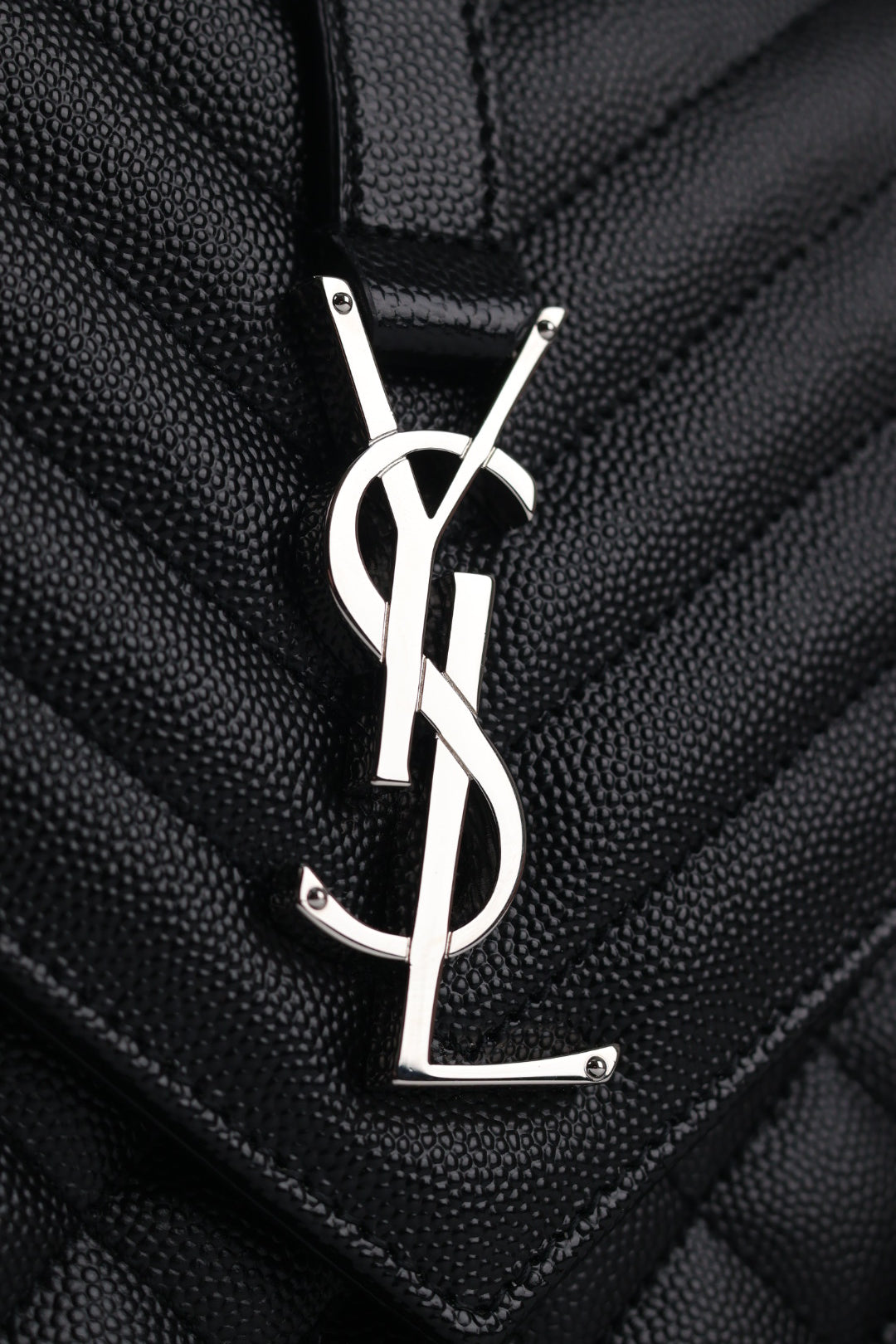 Saint Laurent Envelope Media Grain de Poudre