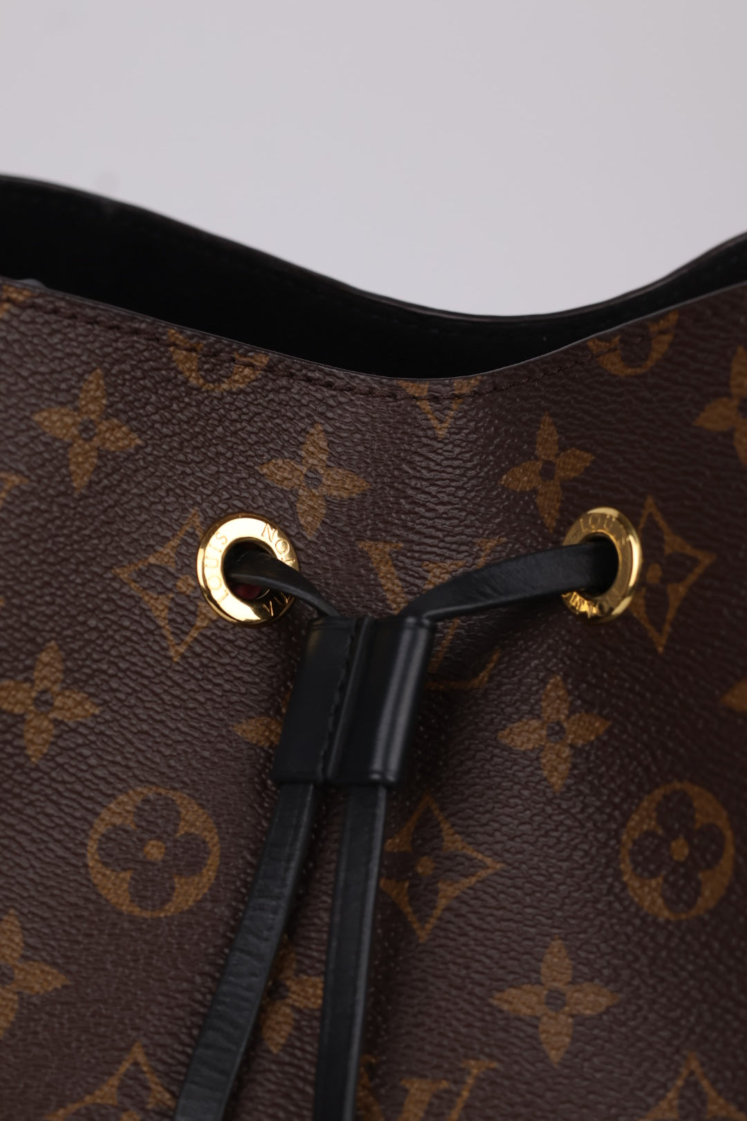 Louis Vuitton Neo Noé MM Monogram