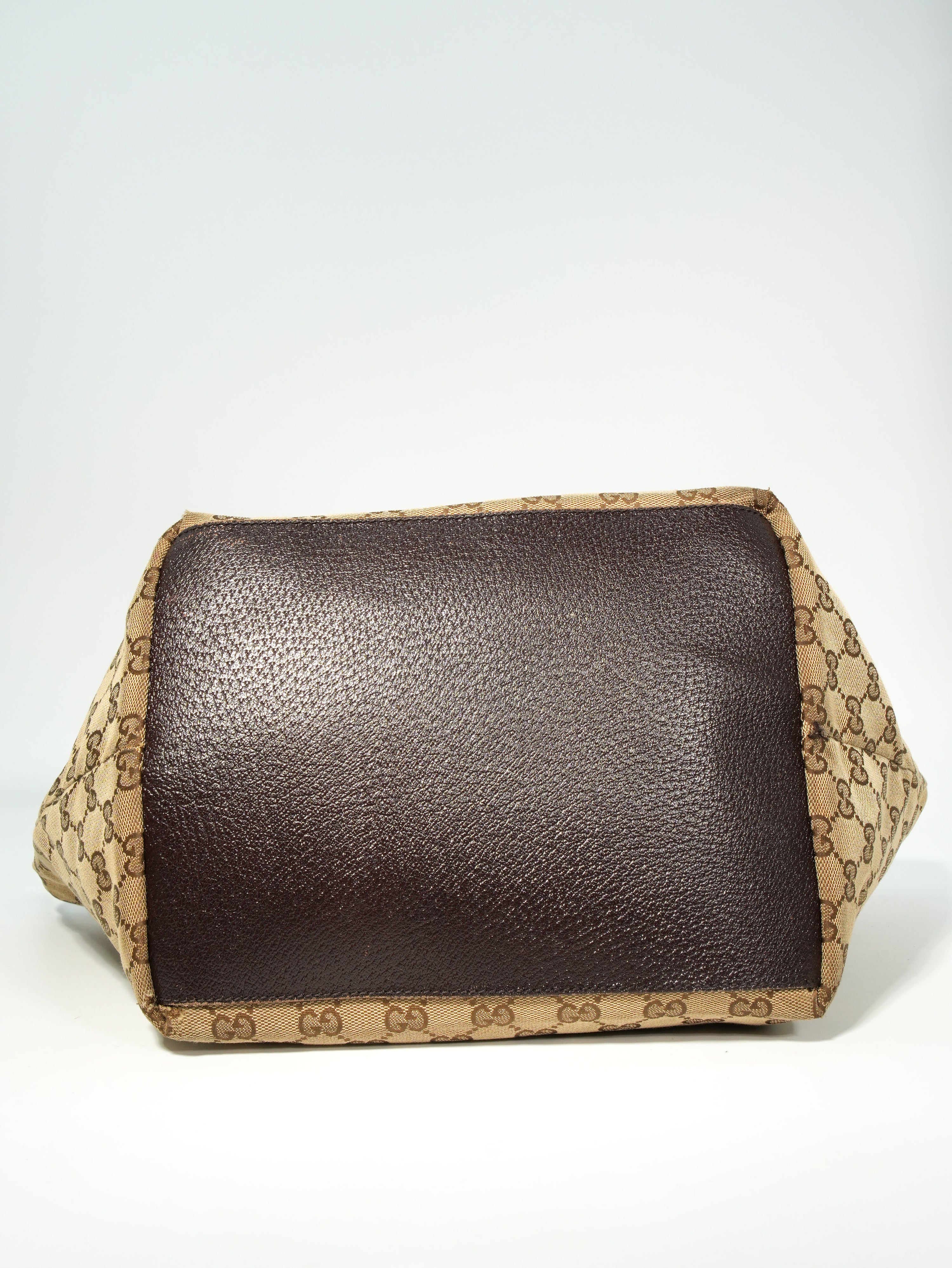 Gucci Tote GG Wave