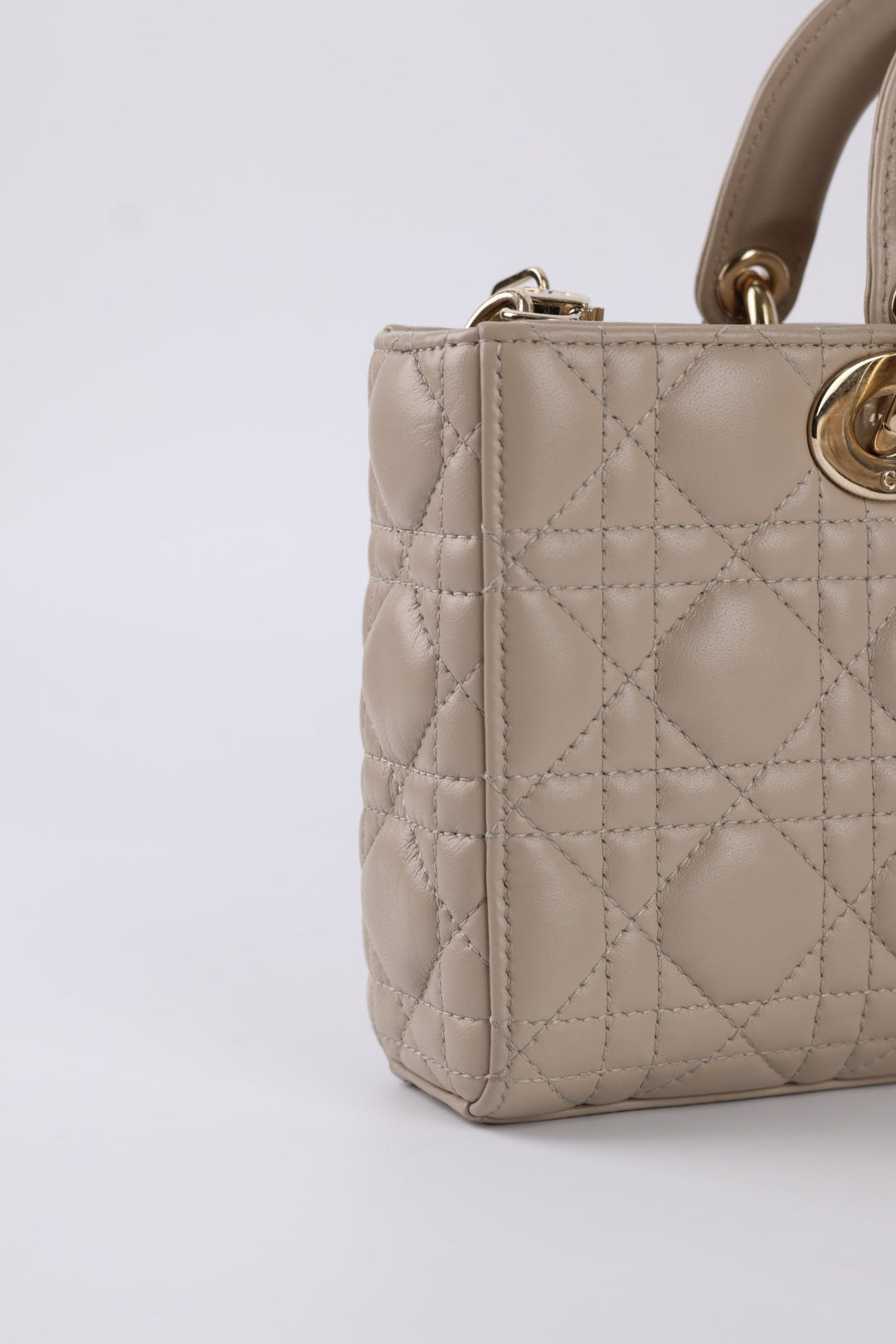 Lady Dior D-Joy Media