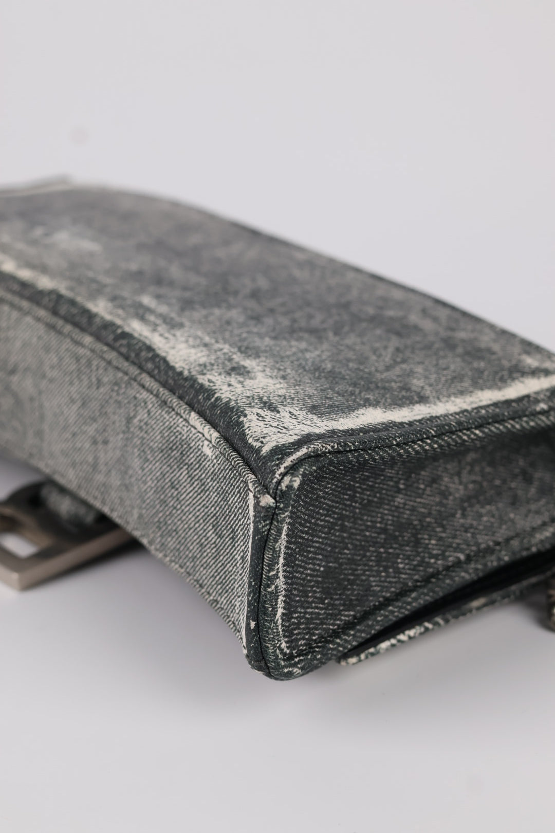 Balenciaga Woc Hourglass