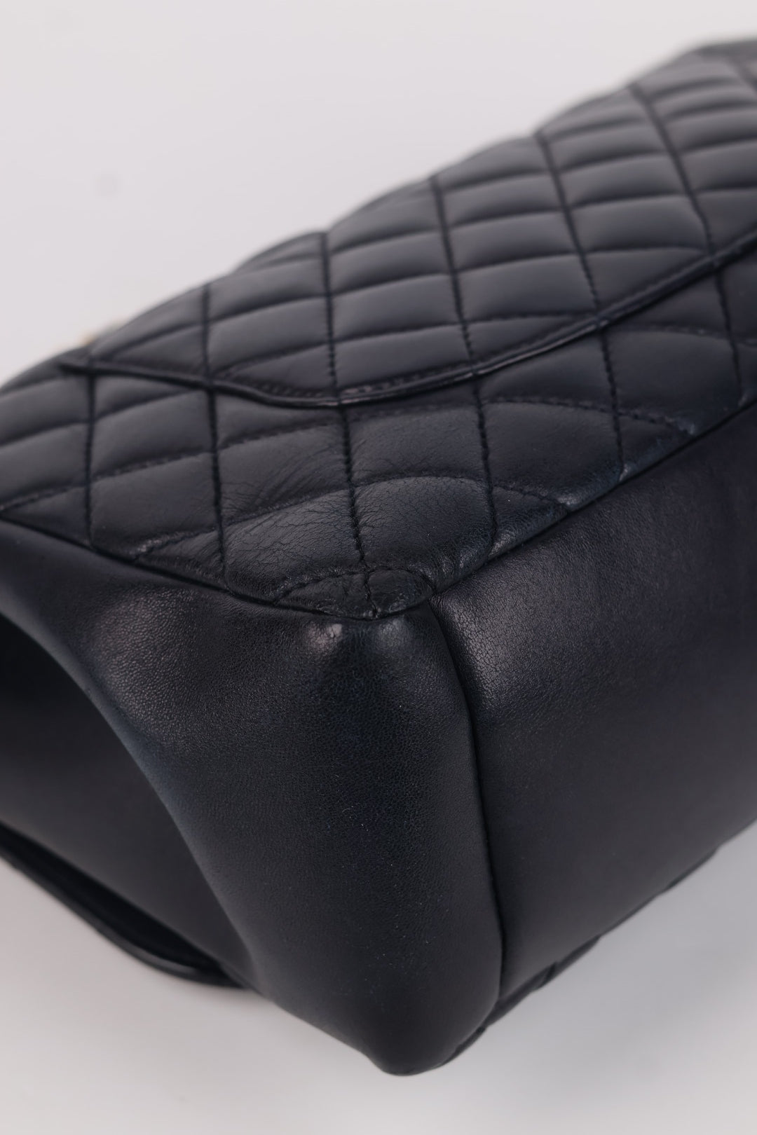 Chanel Madamoiselle Grande Matelassé