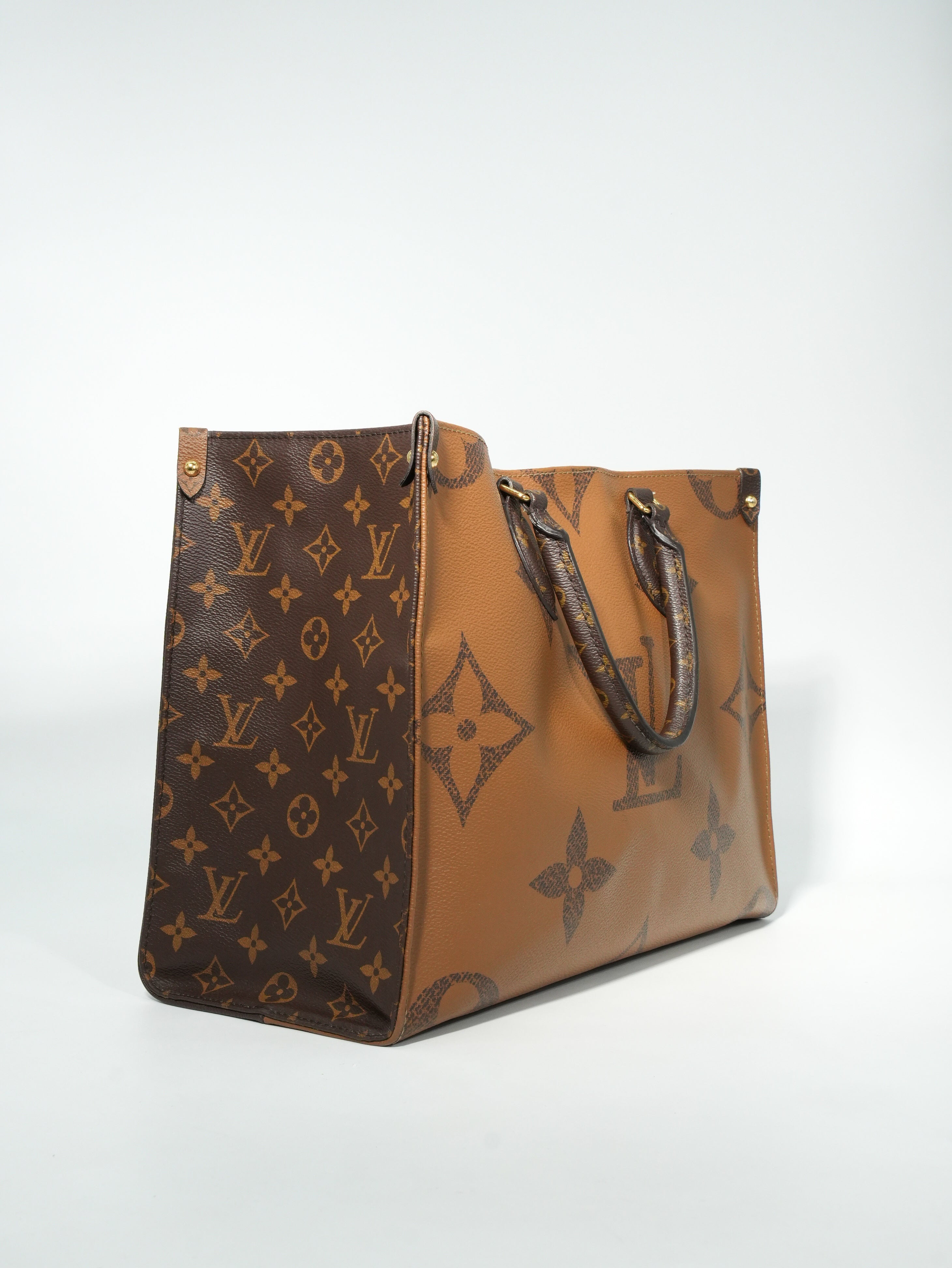 Louis Vuitton OnTheGo MM