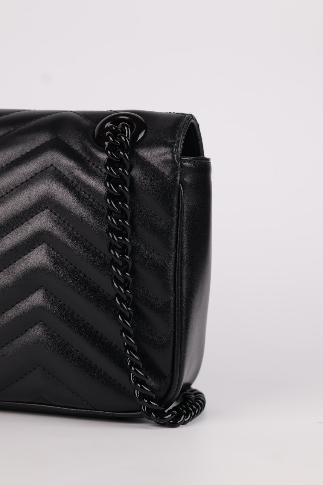 Gucci Marmont Media Total Black