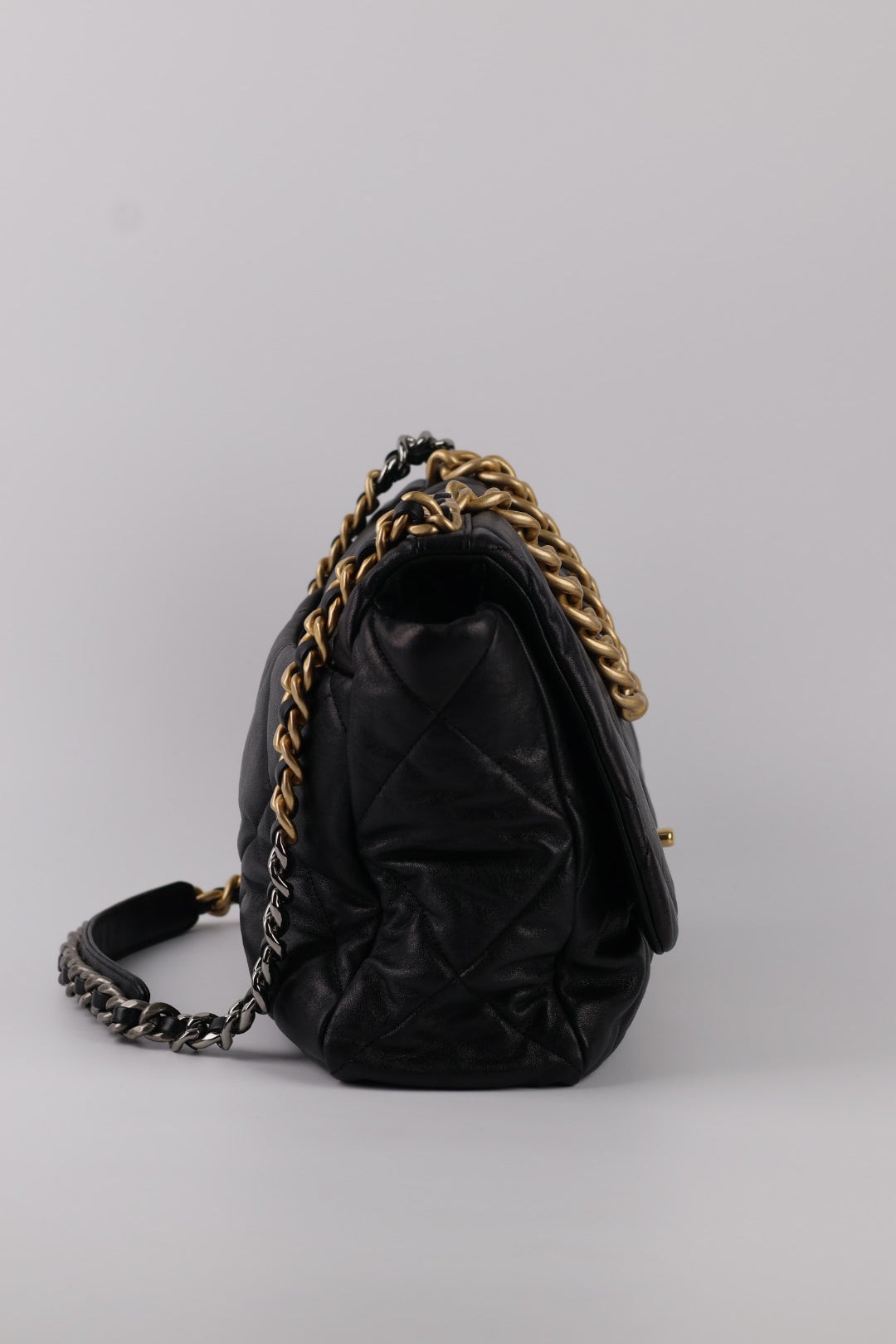 Chanel 19 Large in Pelle