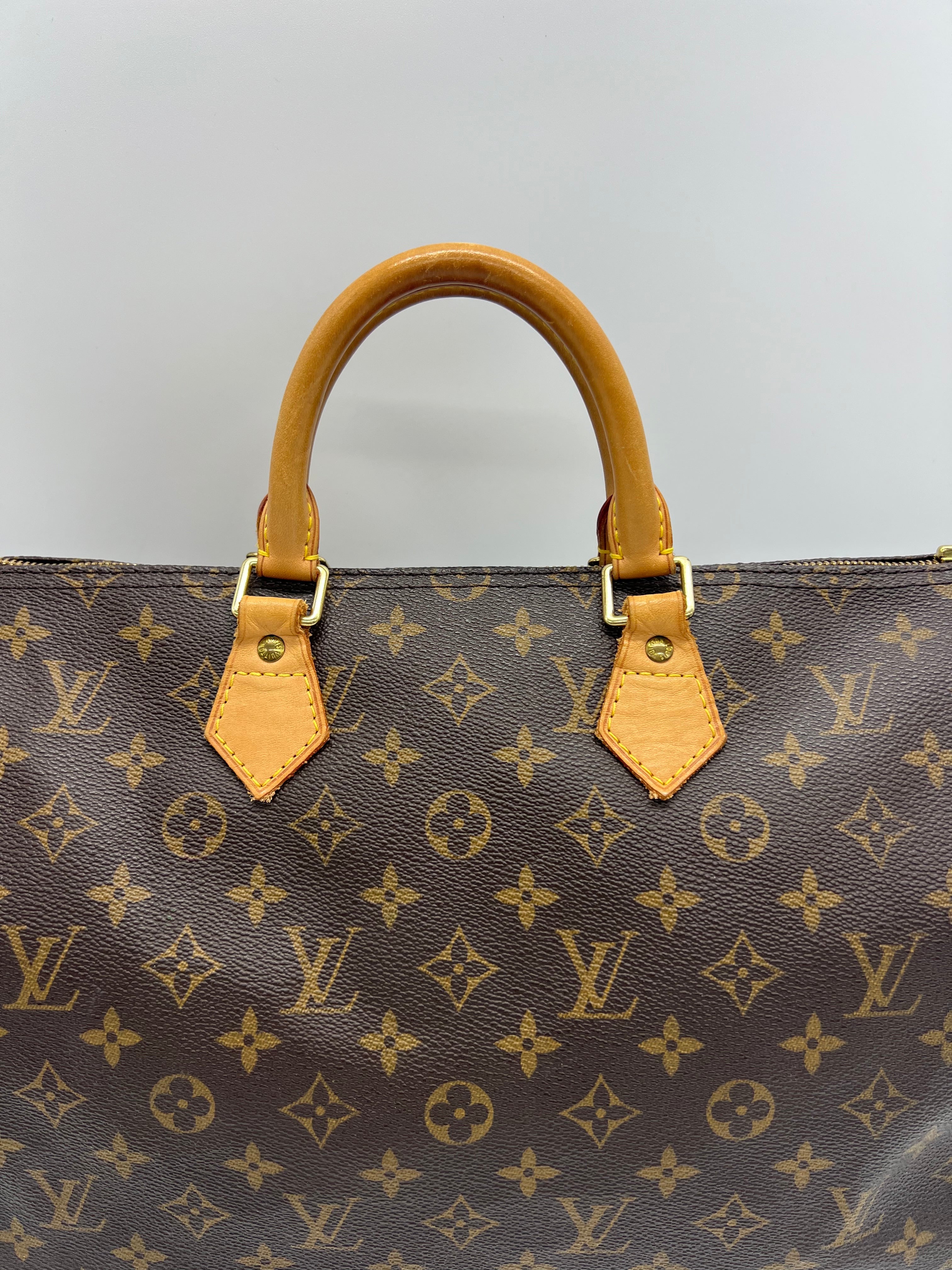 Louis Vuitton Speedy 35 Monogram