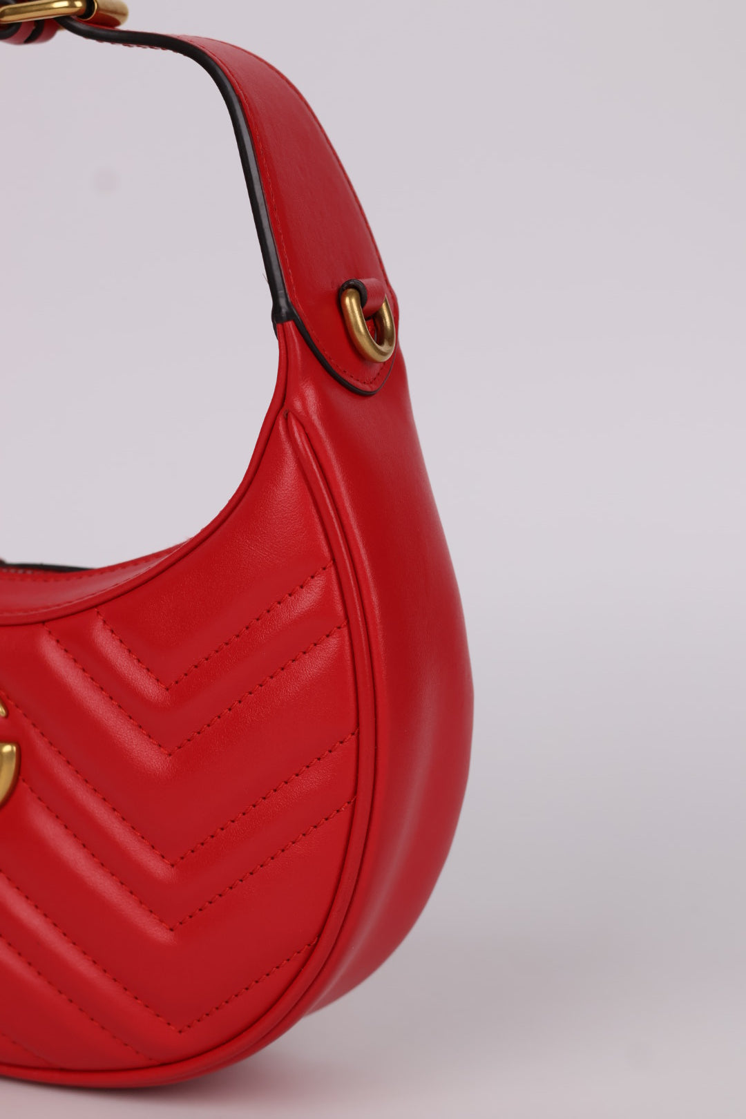 Gucci Marmont Hobo Matelassé