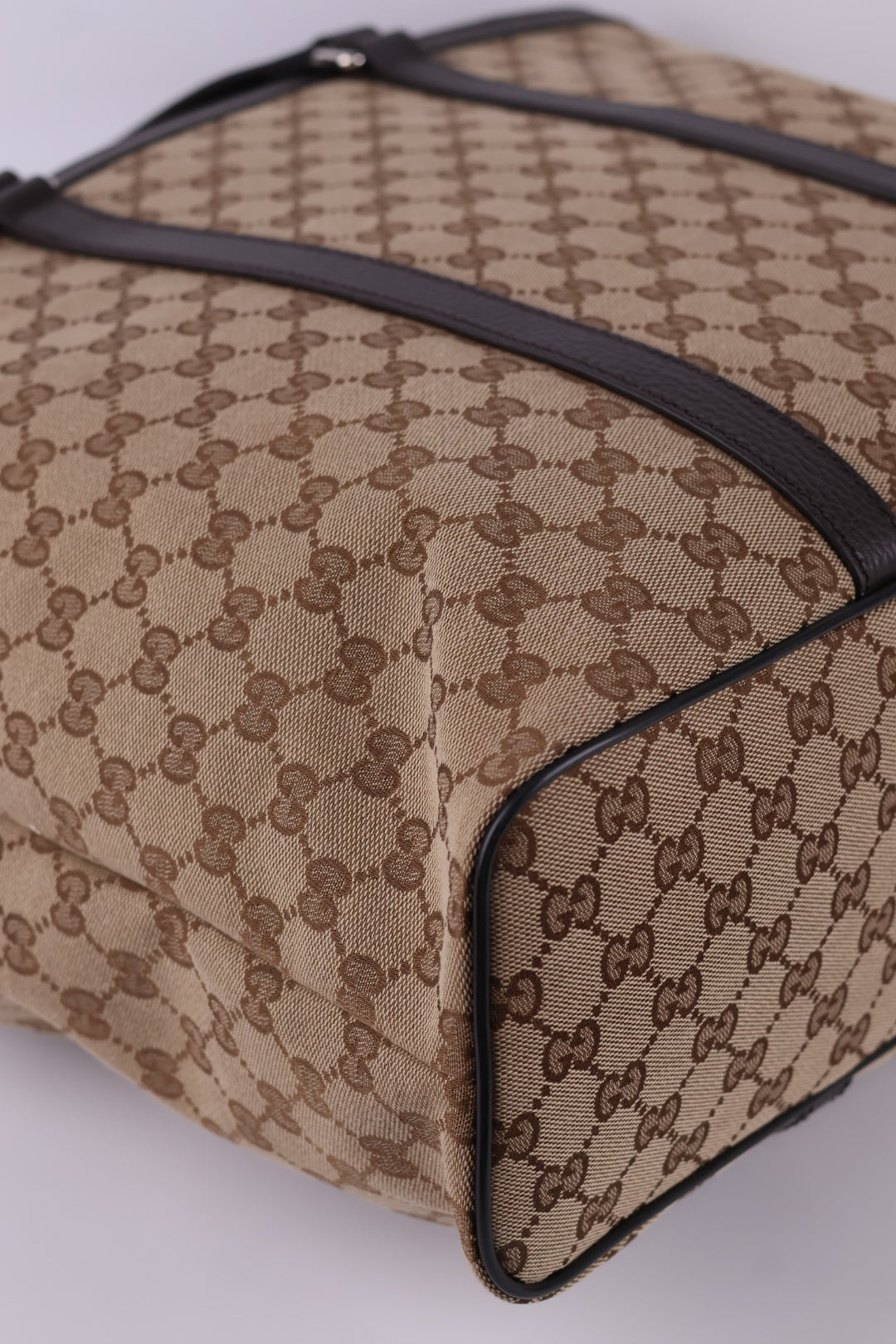 Gucci Tote GG Wave Large