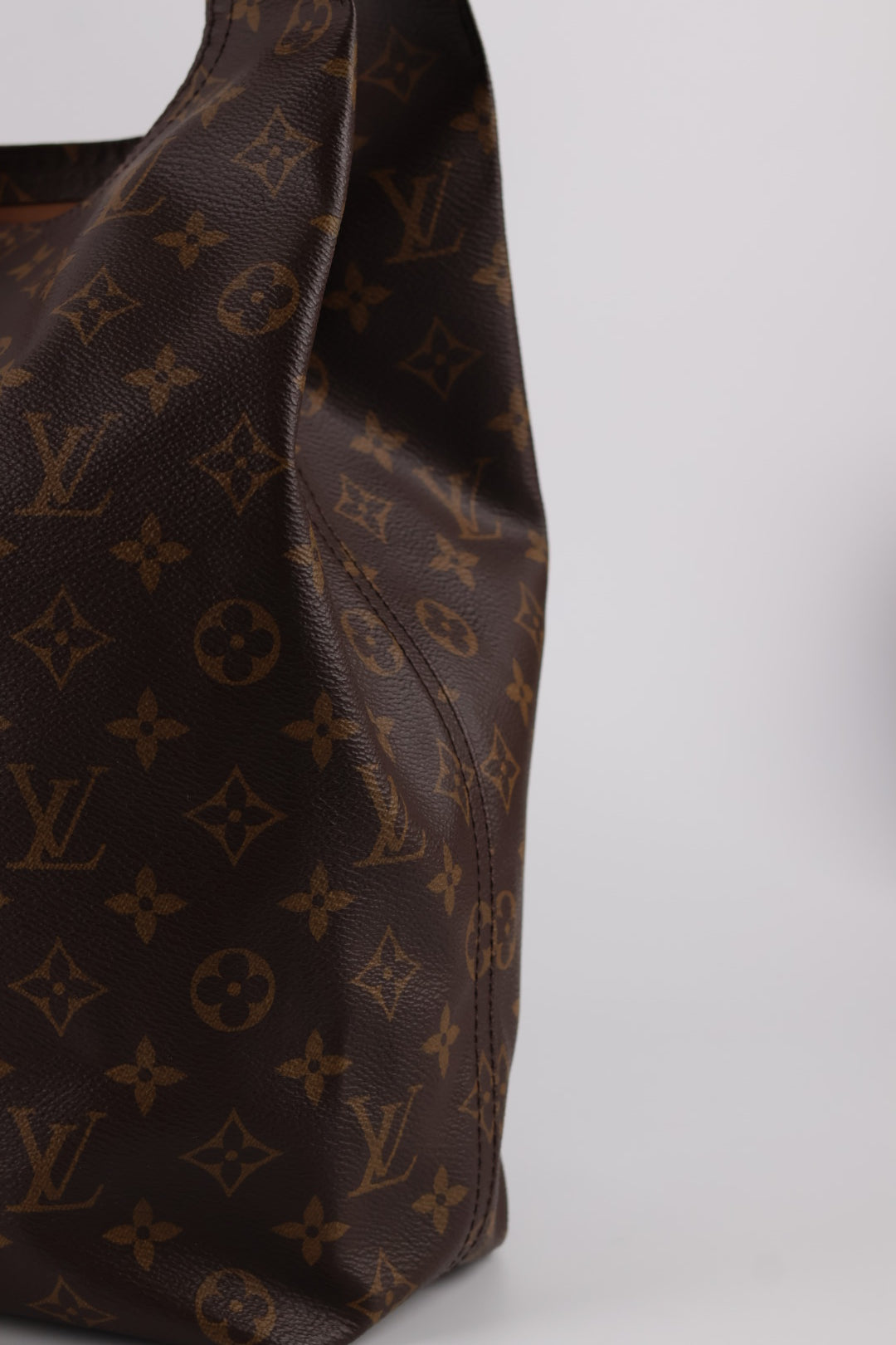 Louis Vuitton Atlantis GM Monogram