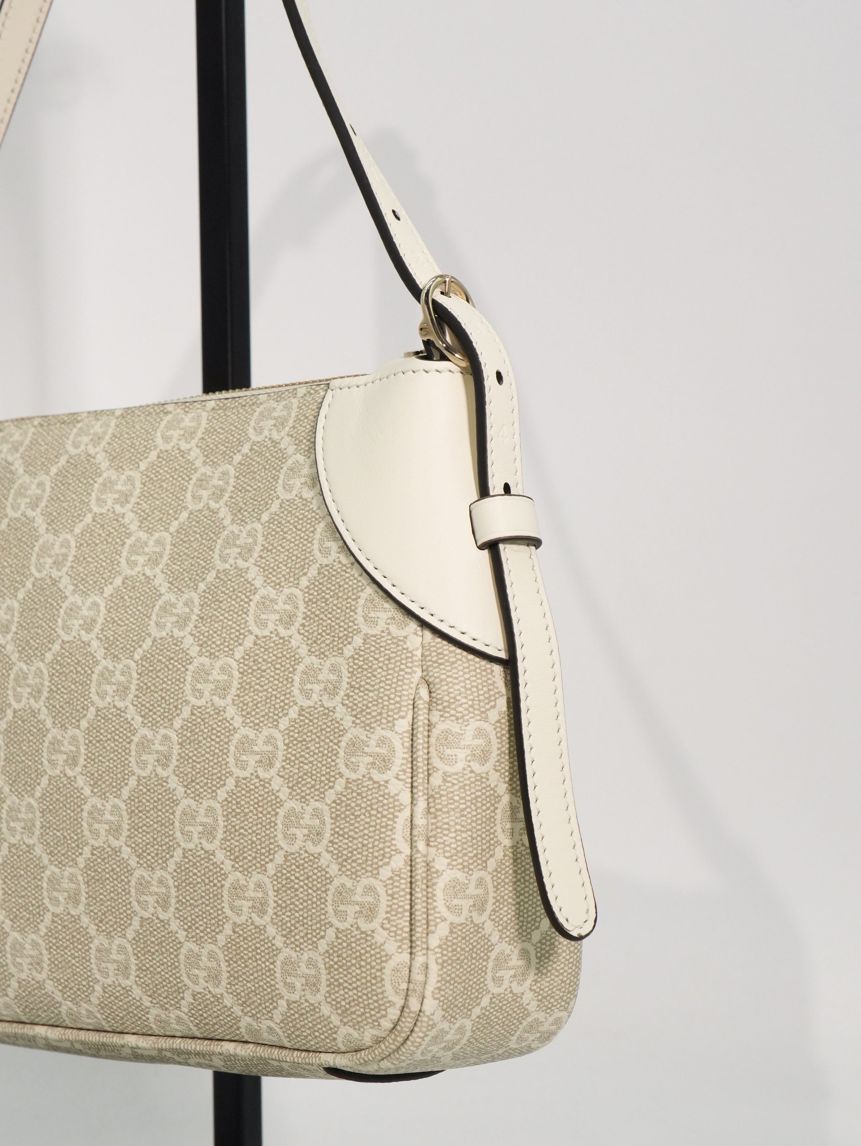 Gucci Emblem GG Monogram