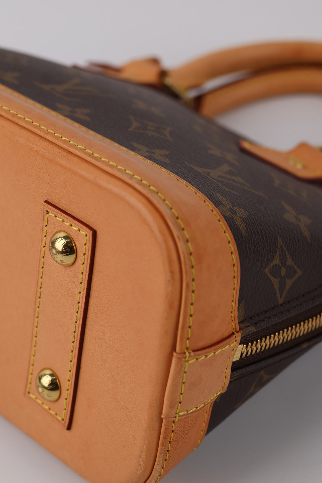 Louis Vuitton Alma BB Monogram