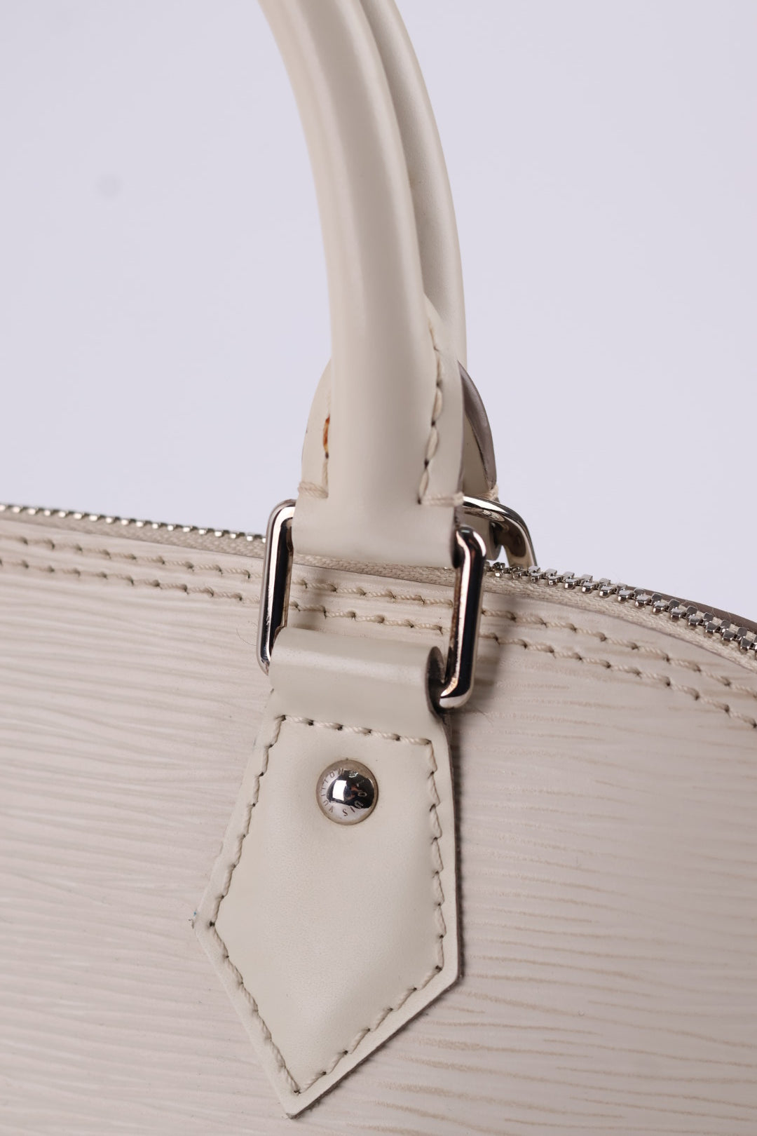 Louis Vuitton Alma PM Epi