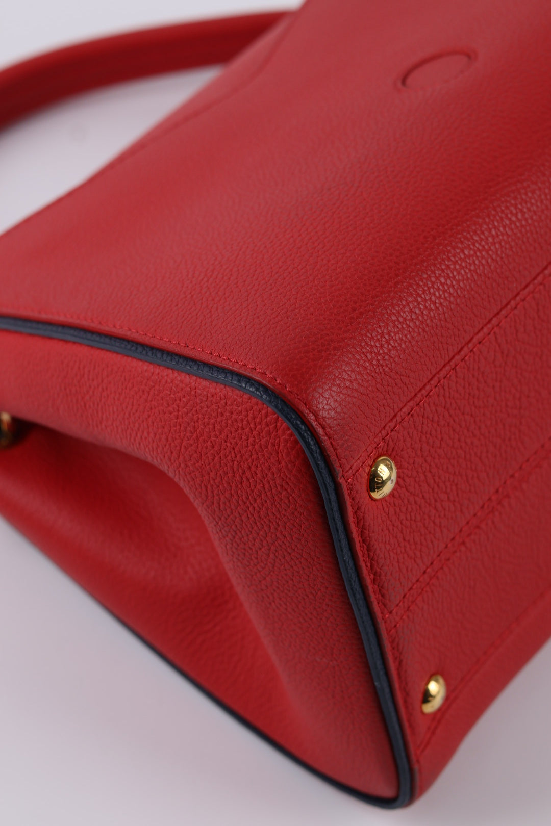 Louis Vuitton Double V