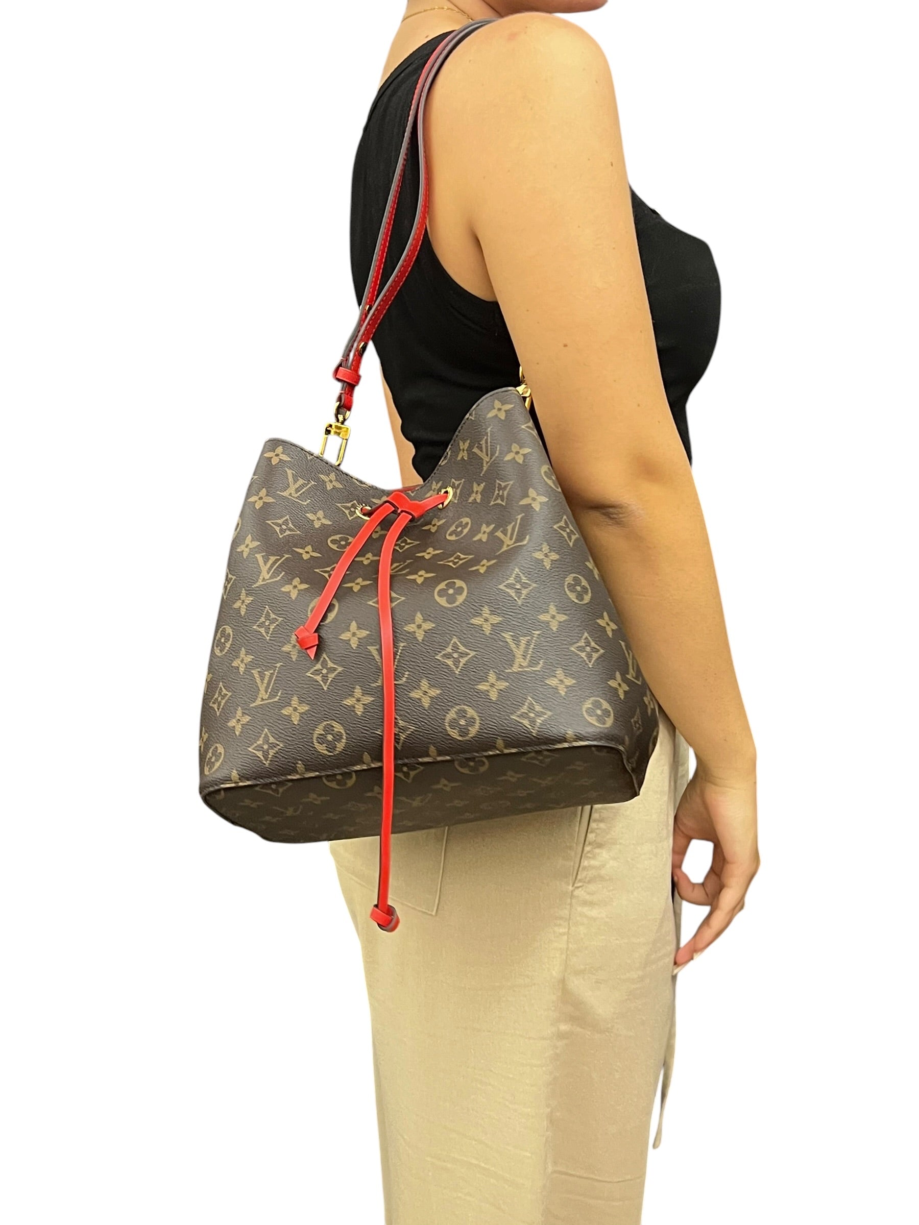 Louis Vuitton Neo Noè MM Monogram