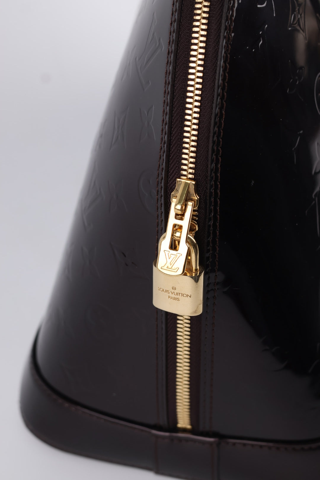 Louis Vuitton Alma MM Vernis