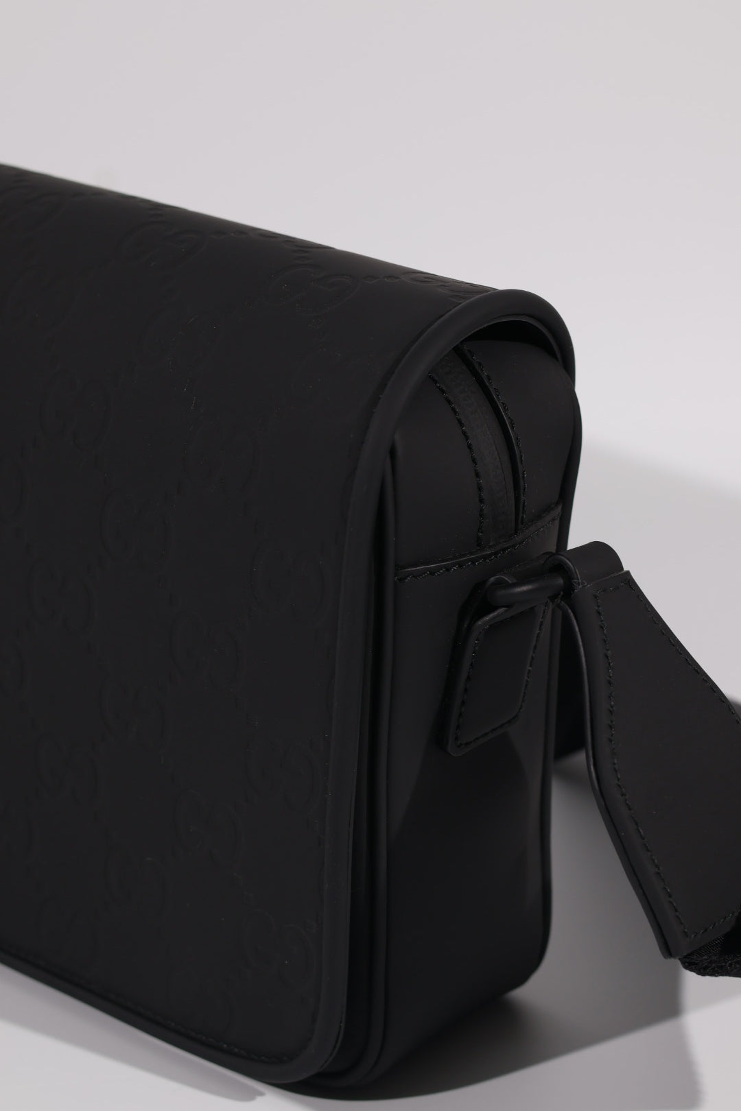 Gucci messenger GG gommato