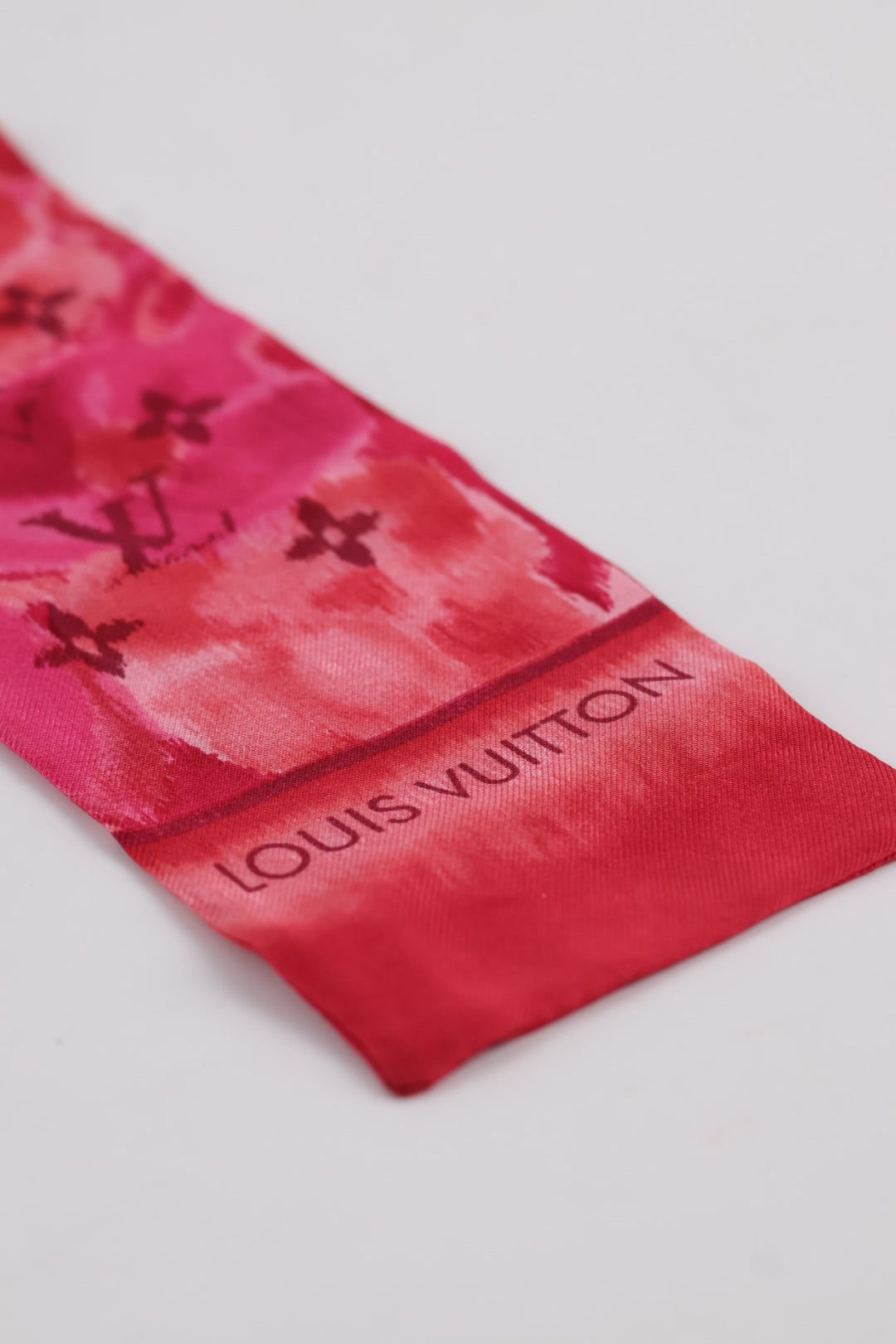 Louis Vuitton Twilly Monogram Icat