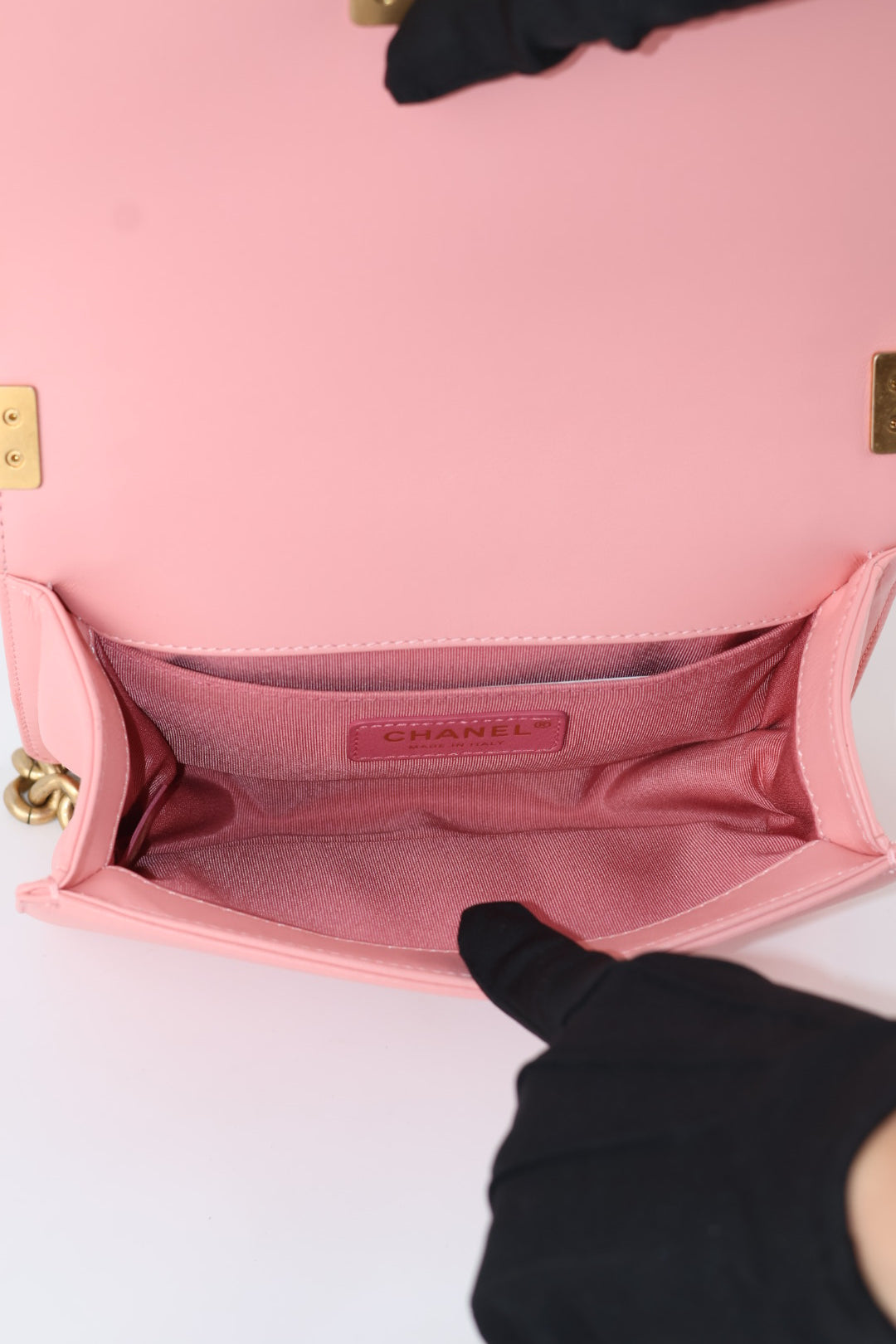 Chanel Boy Small in Pelle