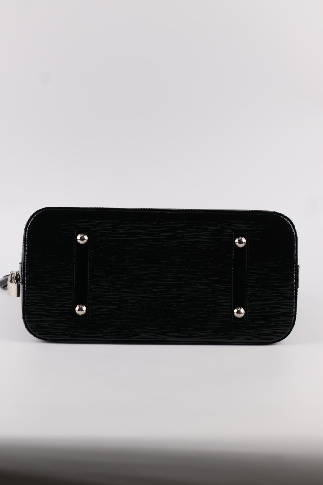 Louis Vuitton Alma MM Epi Vernis