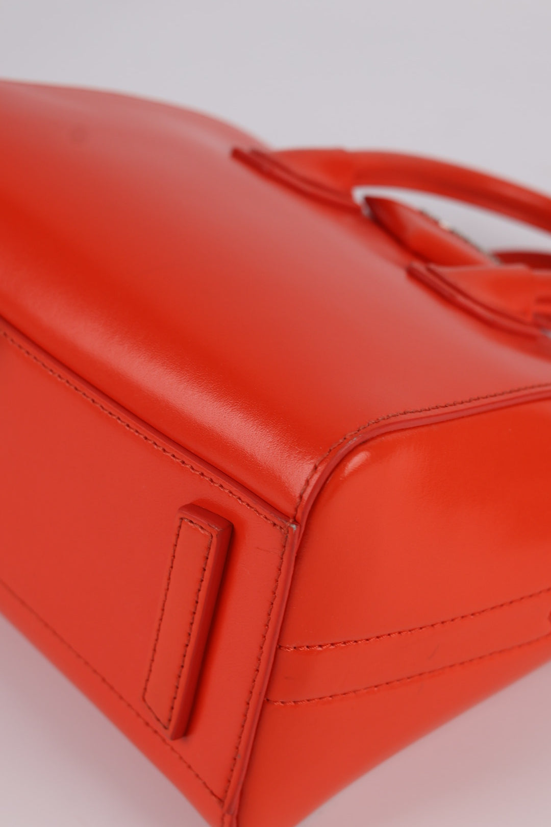 Givenchy Mini Antigona in Pelle