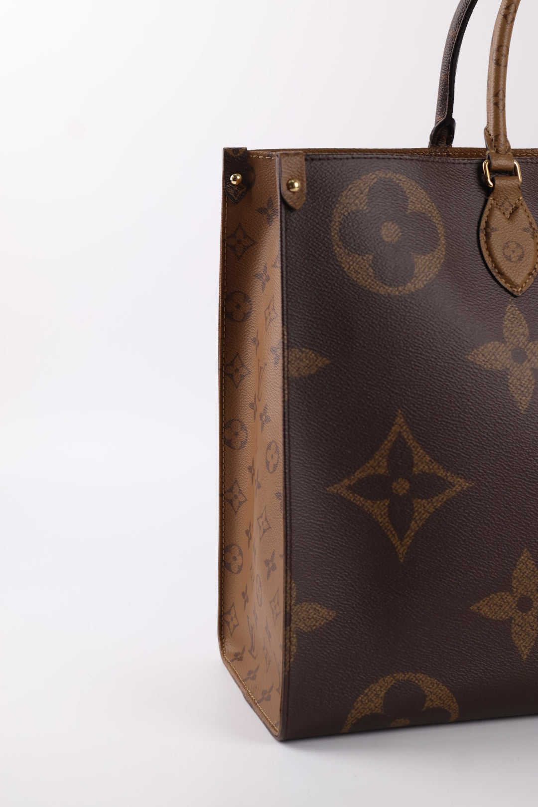 Louis Vuitton OnTheGo GM