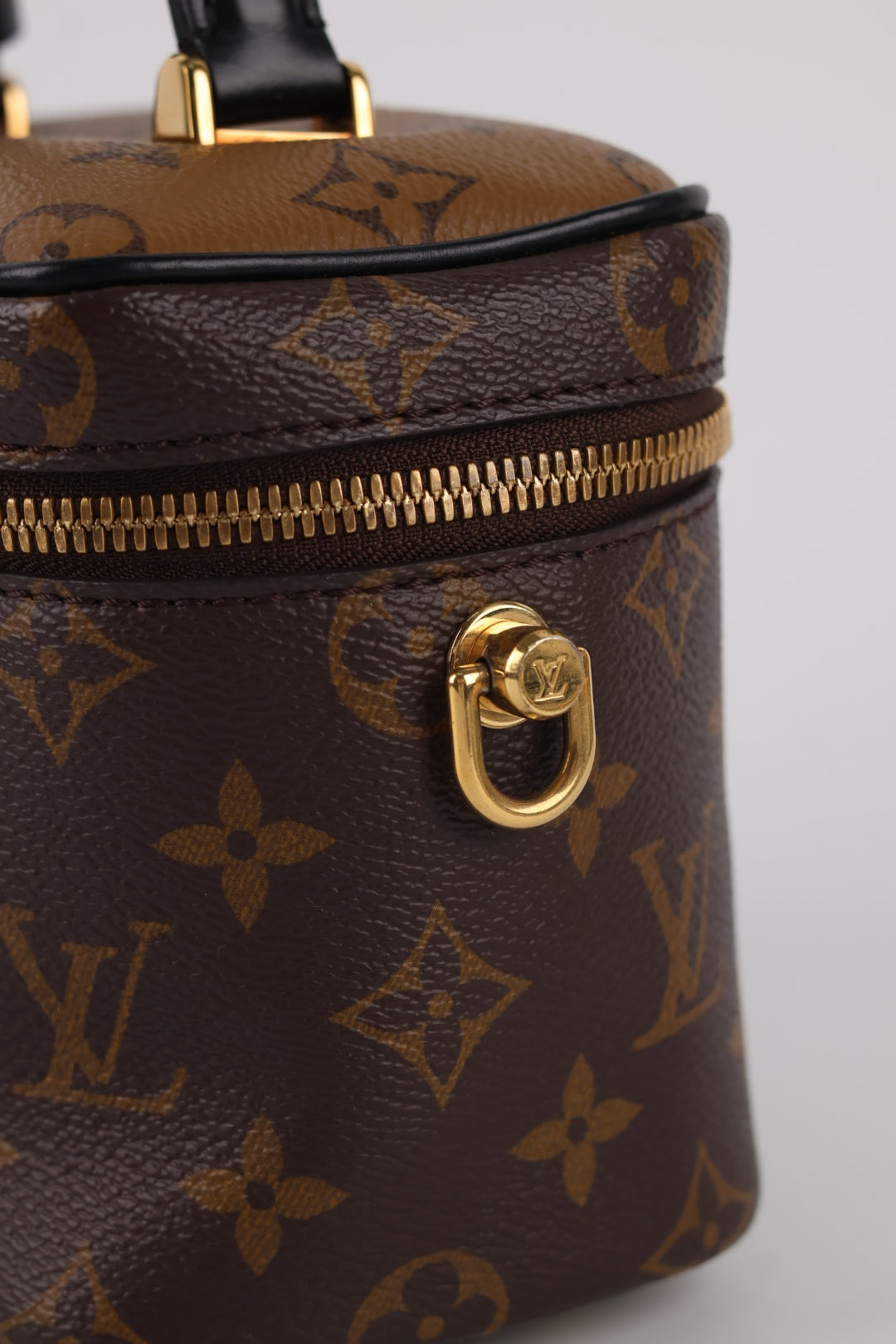 Louis Vuitton Vanity Monogram