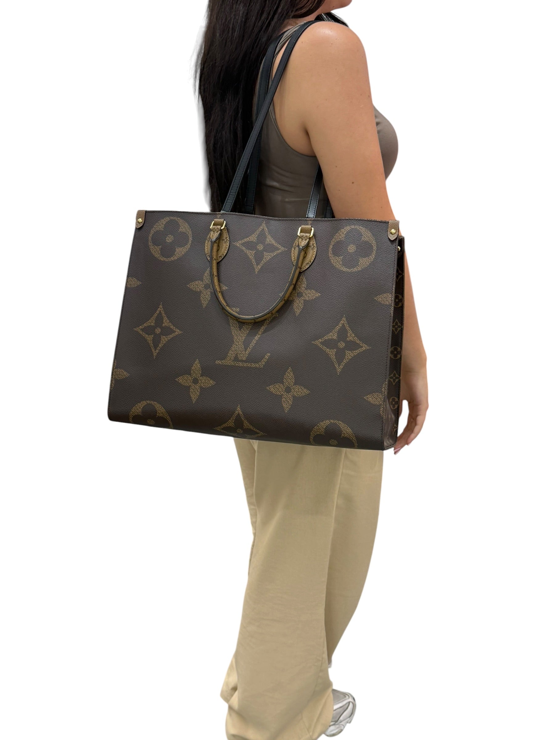 Louis Vuitton OnTheGo GM in Monogram