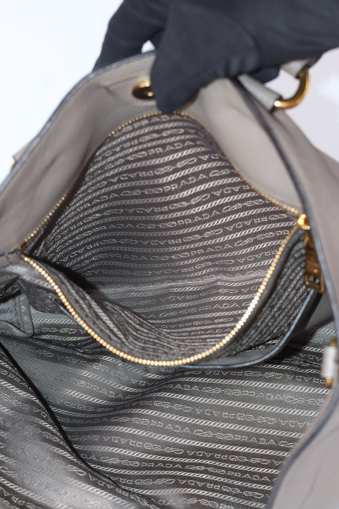 Prada Tote in Pelle