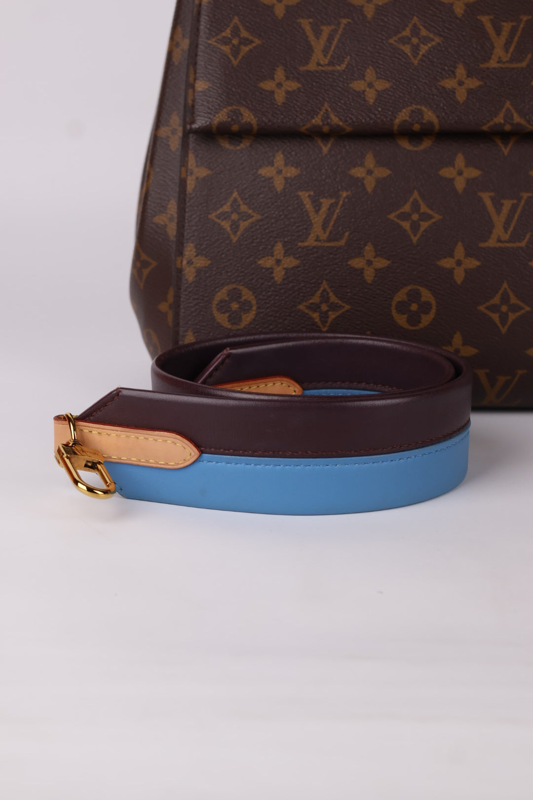 Louis Vuitton Cluny MM Monogram