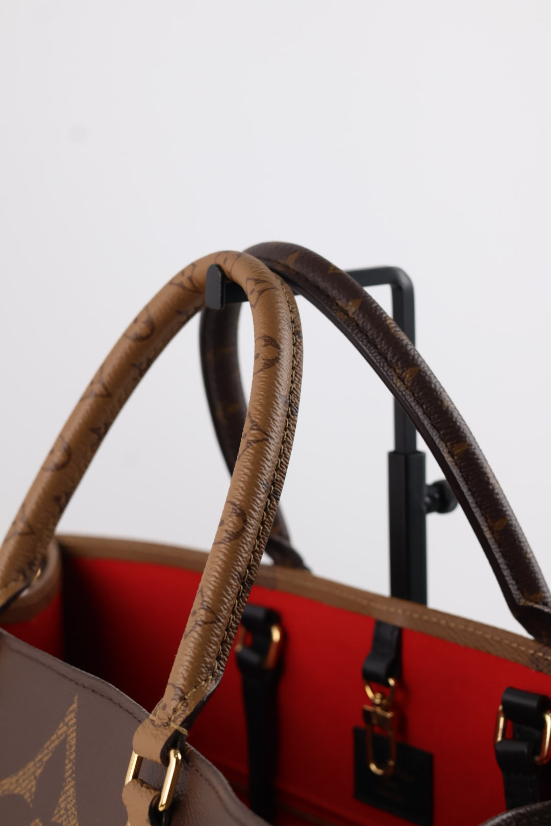 Louis Vuitton OnTheGo GM in Monogram