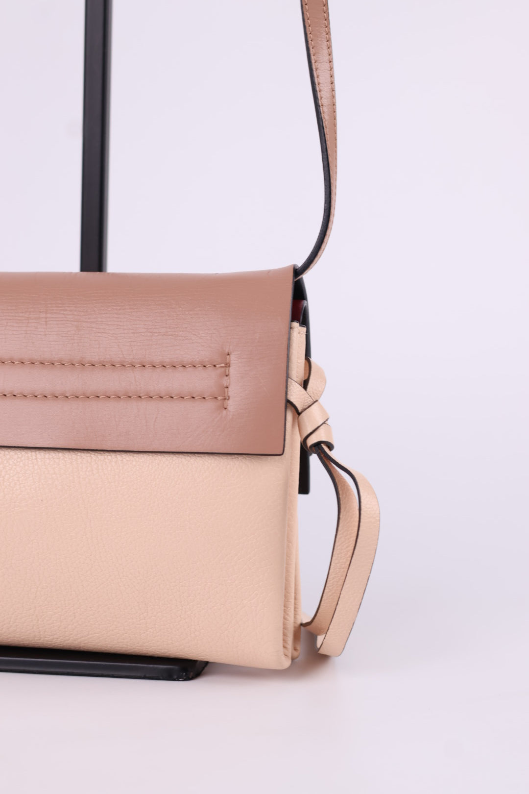 Valentino Vring Mini in Pelle