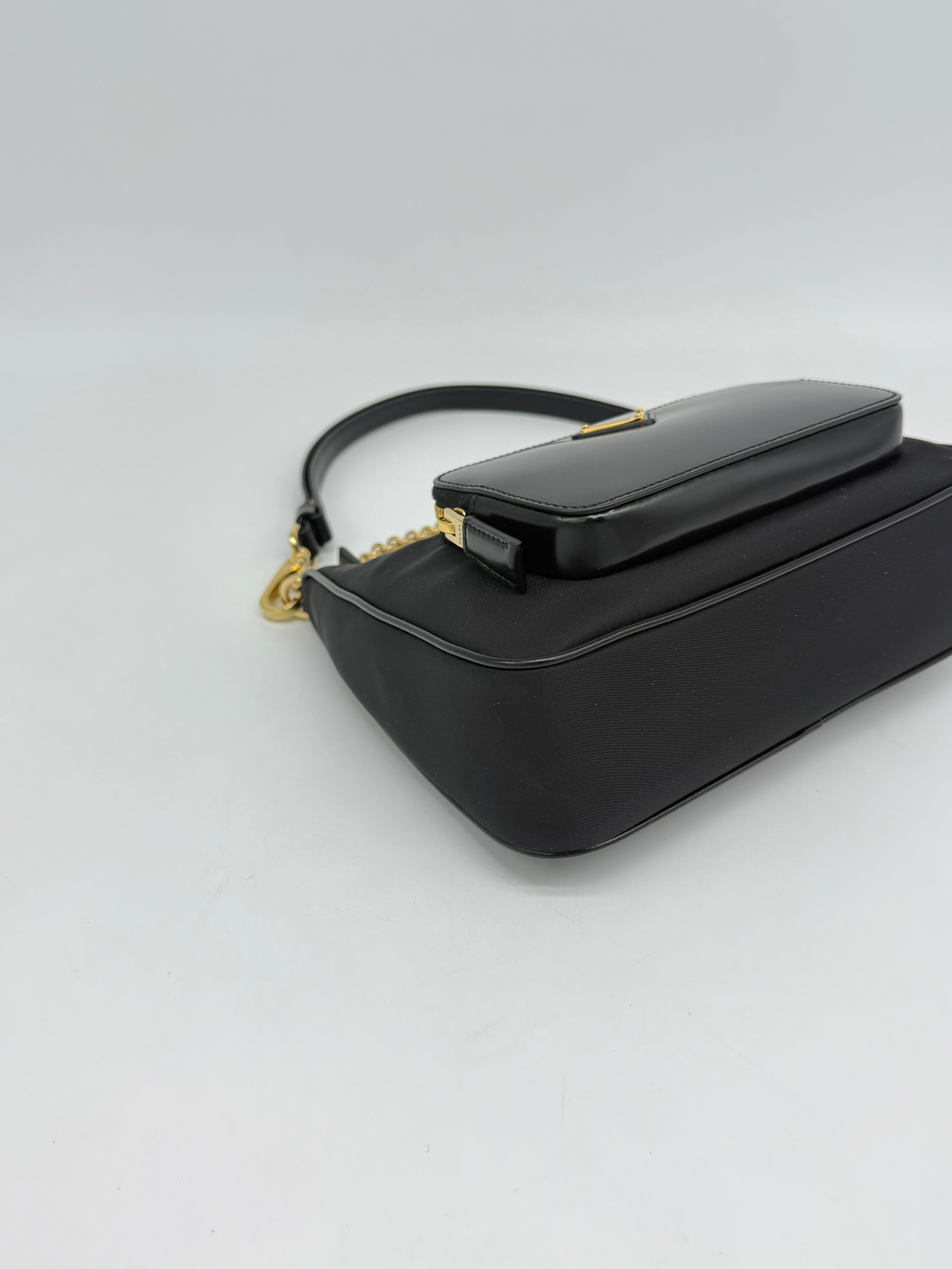 Prada Re-Edition Nylon e Pelle
