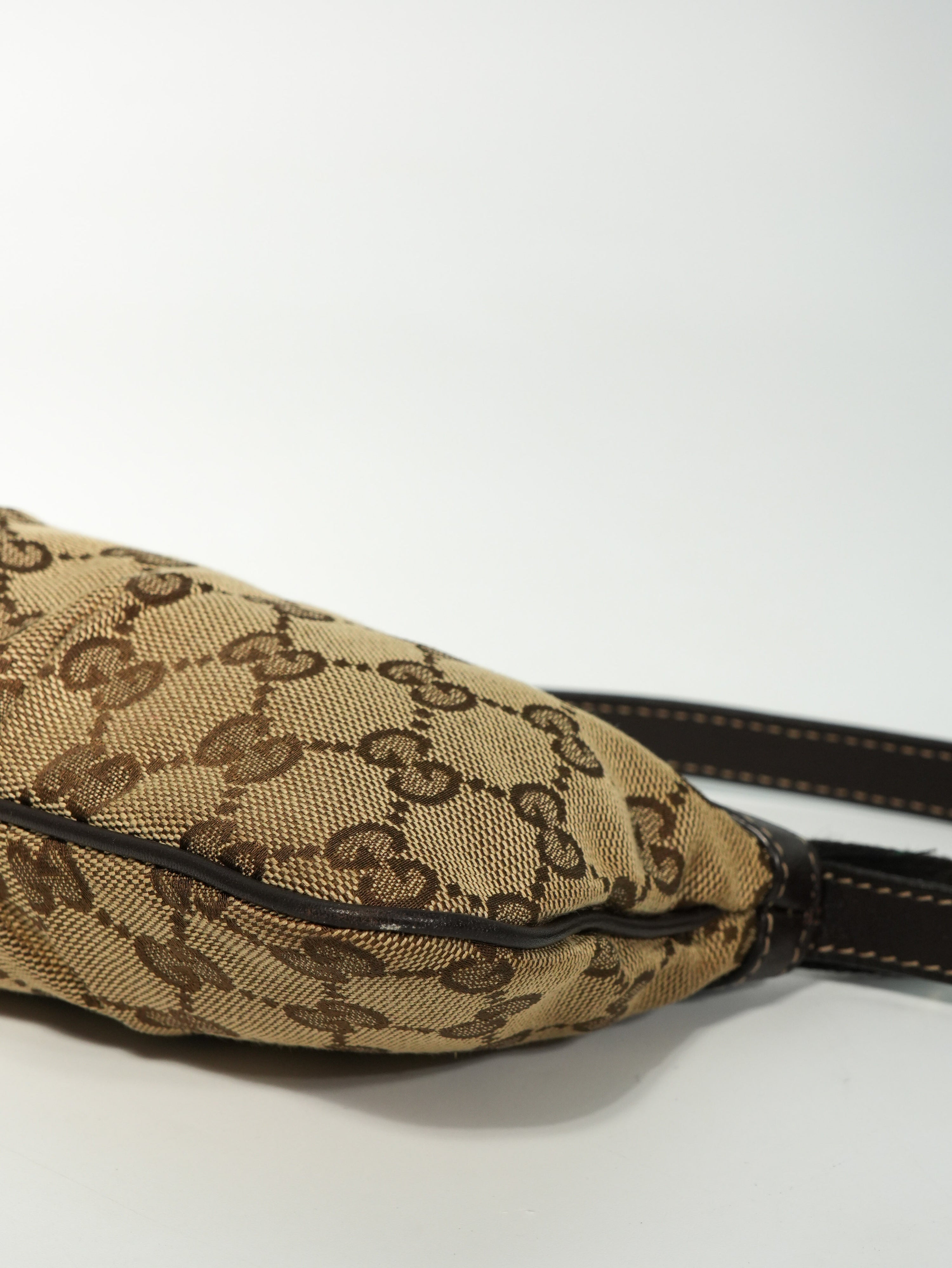 Gucci Pochette a Spalla GG Wave